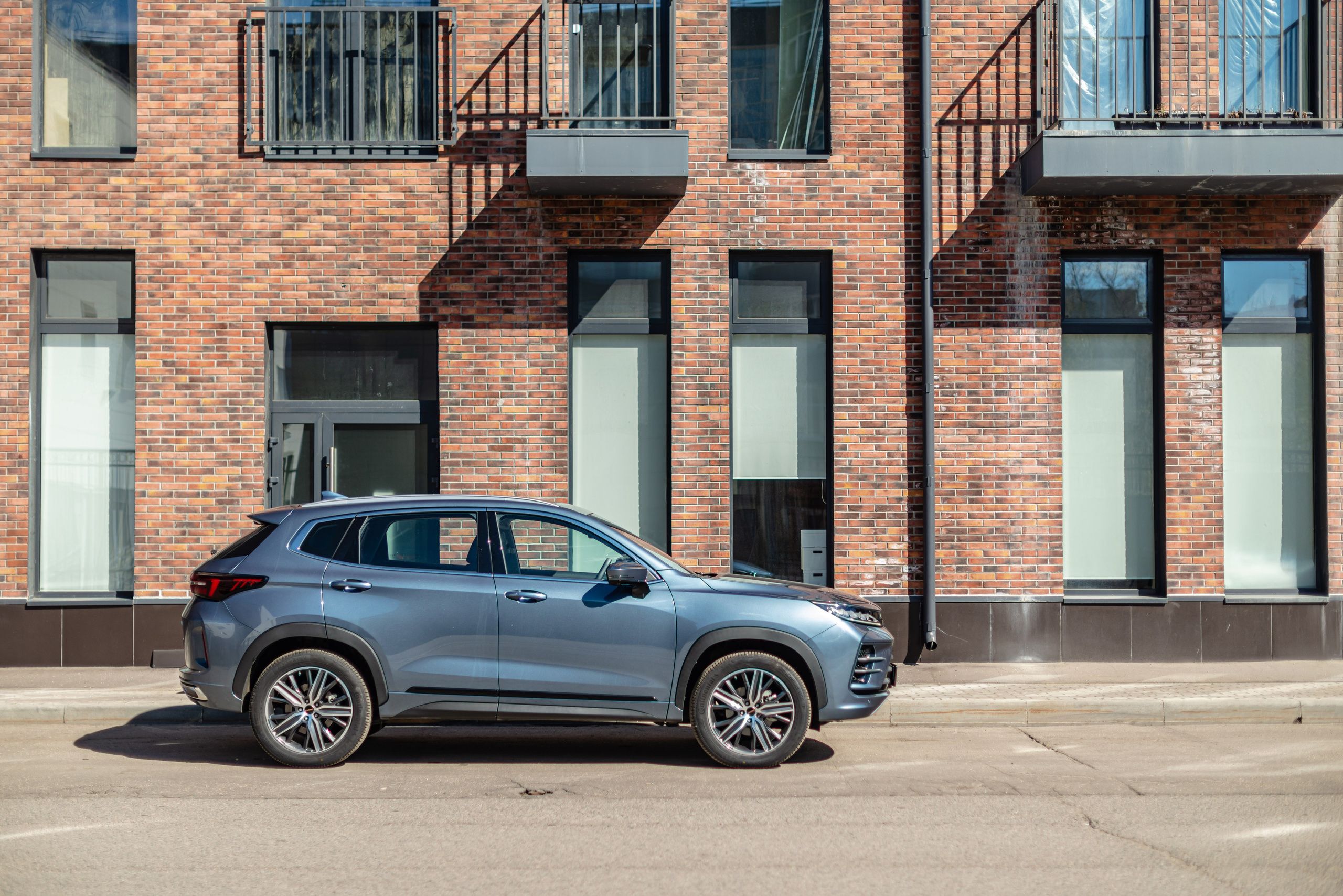 Фотосессия автомобиля Chery Exeed LX. ФОТОГРАФ МЕКСИКА КИНТАНА-РОО