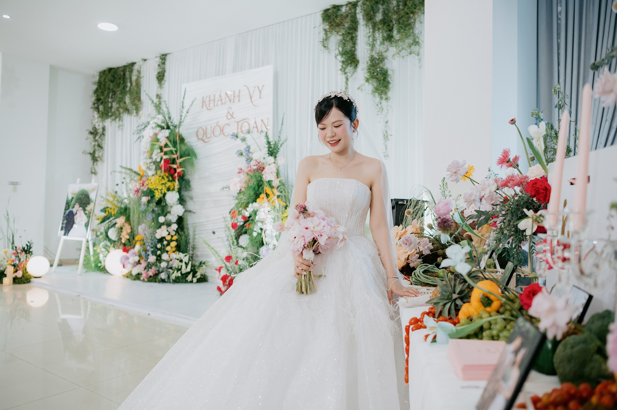 TOAN & VY / Wedding Journalism. Saigon Wedding Present | Art Beyond Moments