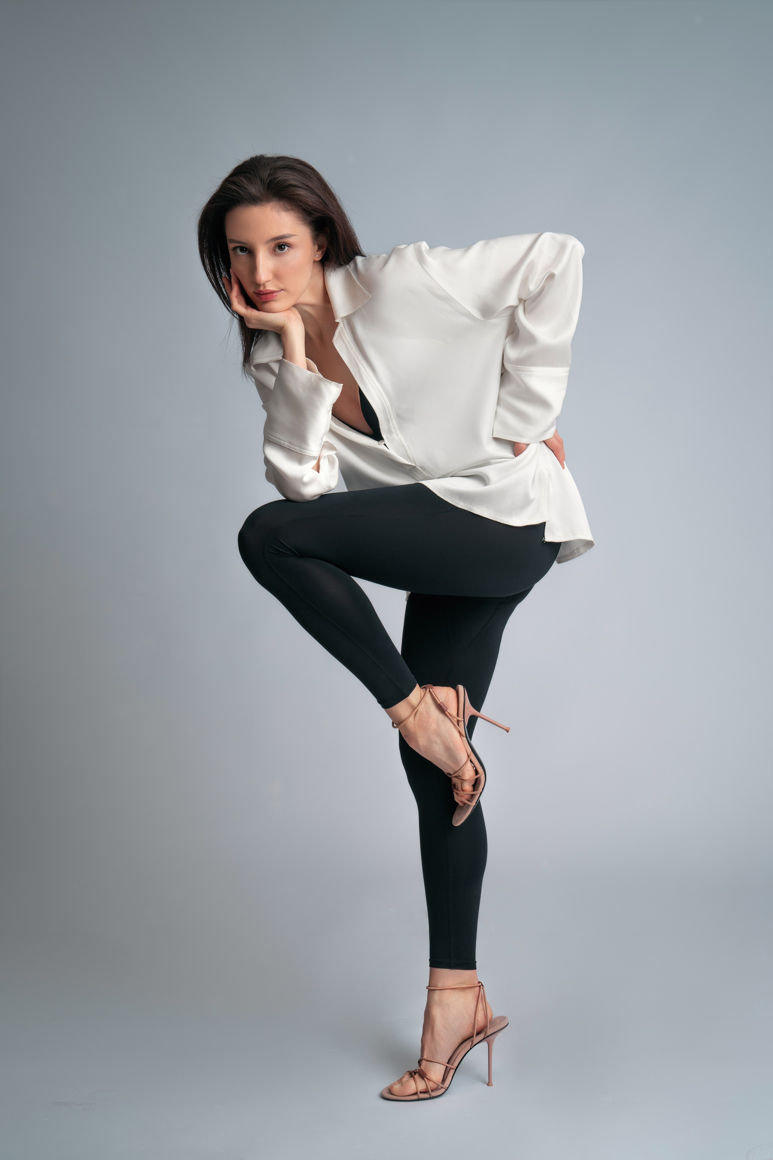 LARISSA | STUDIO. ФОТОГРАФ В ГОНКОНГЕ (СВАДЬБЫ, FASHION, СЕМЕЙНЫЕ, МЕРОПРИЯТИЯ, ФОТОПРОГУЛКИ)