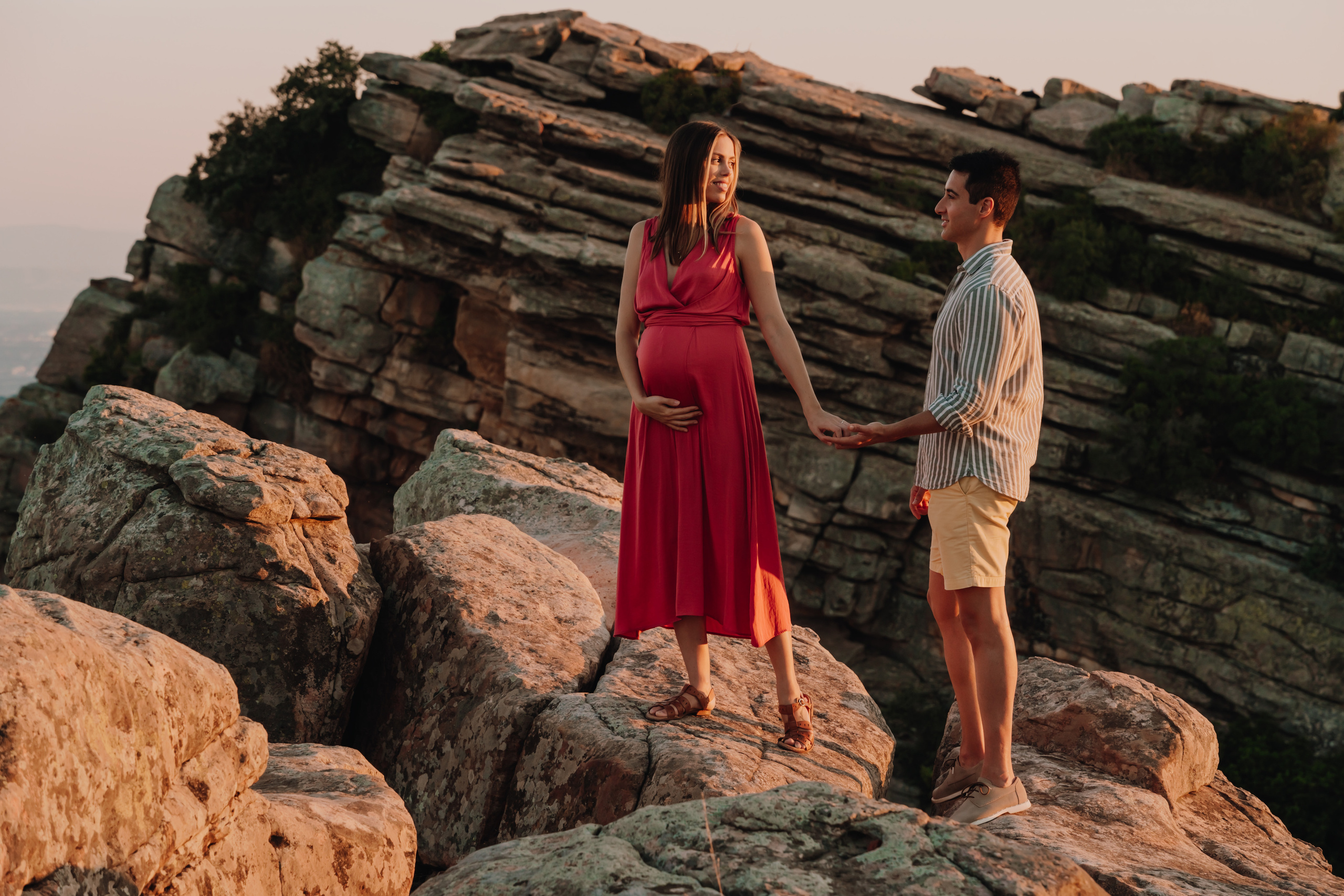 Family/pregnancy. Portrait photographer, brands and content in Valencia, Spain, Europe