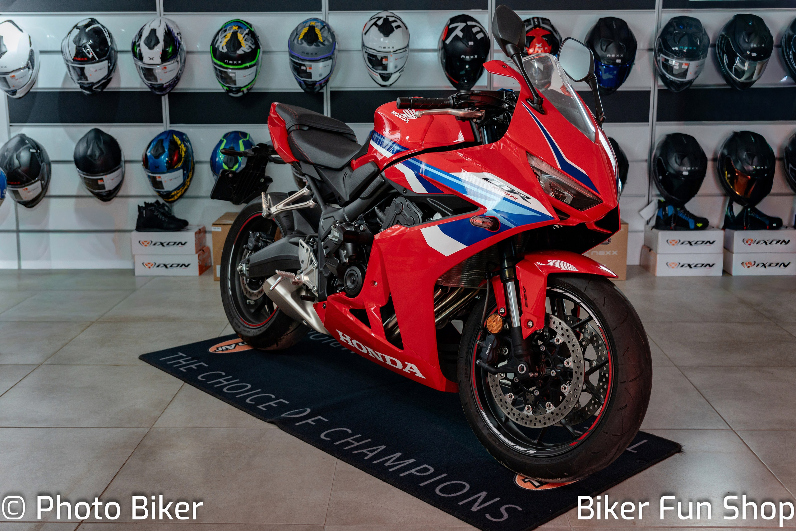 Sesiune foto Biker Fun Shop -Bucuresti Sud. Lucian Dedeu — Fotograf