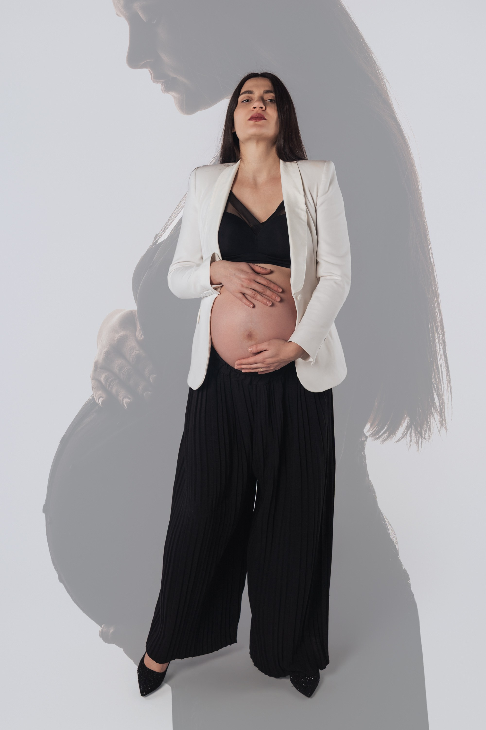 fotografie maternitate studio Baia Mare