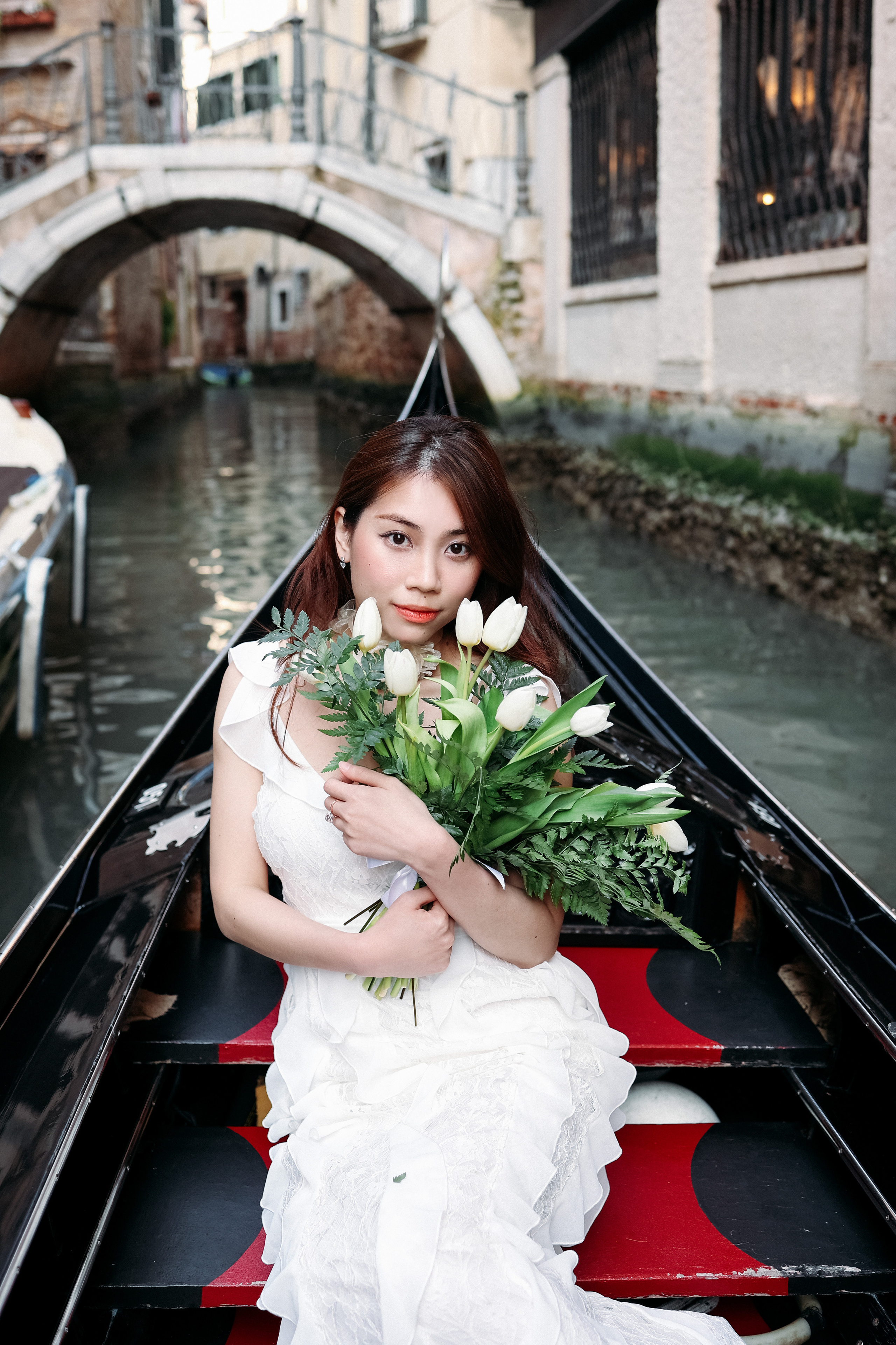 Vietnamese couple getting married in Venice
