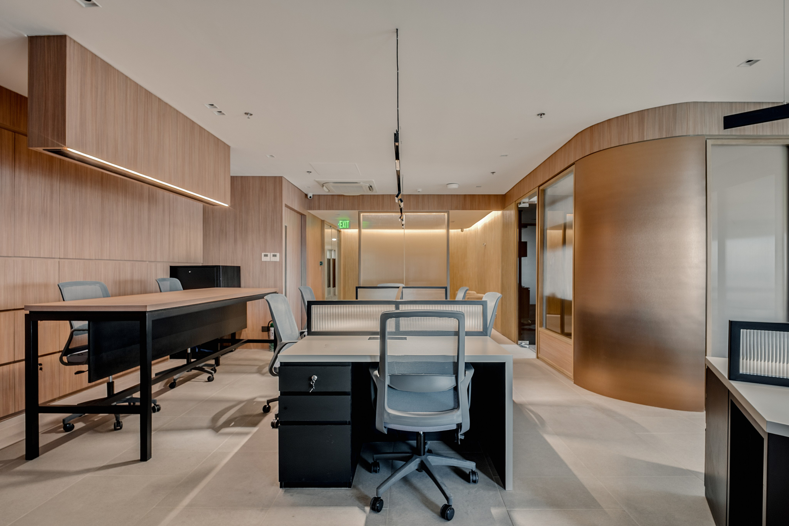 Office // Glaston Tower. Interior & Architectural Photographer Philippines | Argen Carlo Camaclang