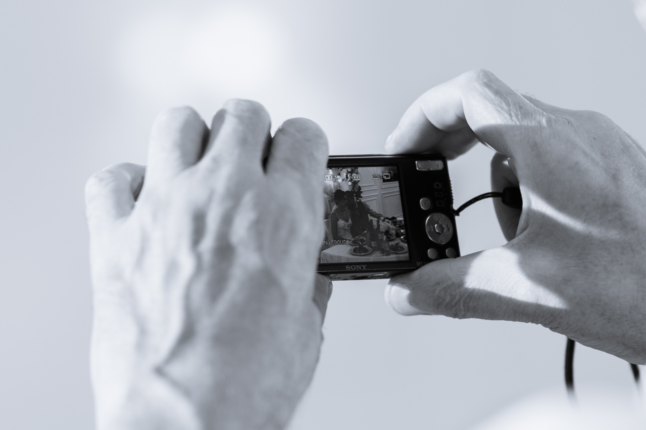 In your arms. Wedding and commercial photographer