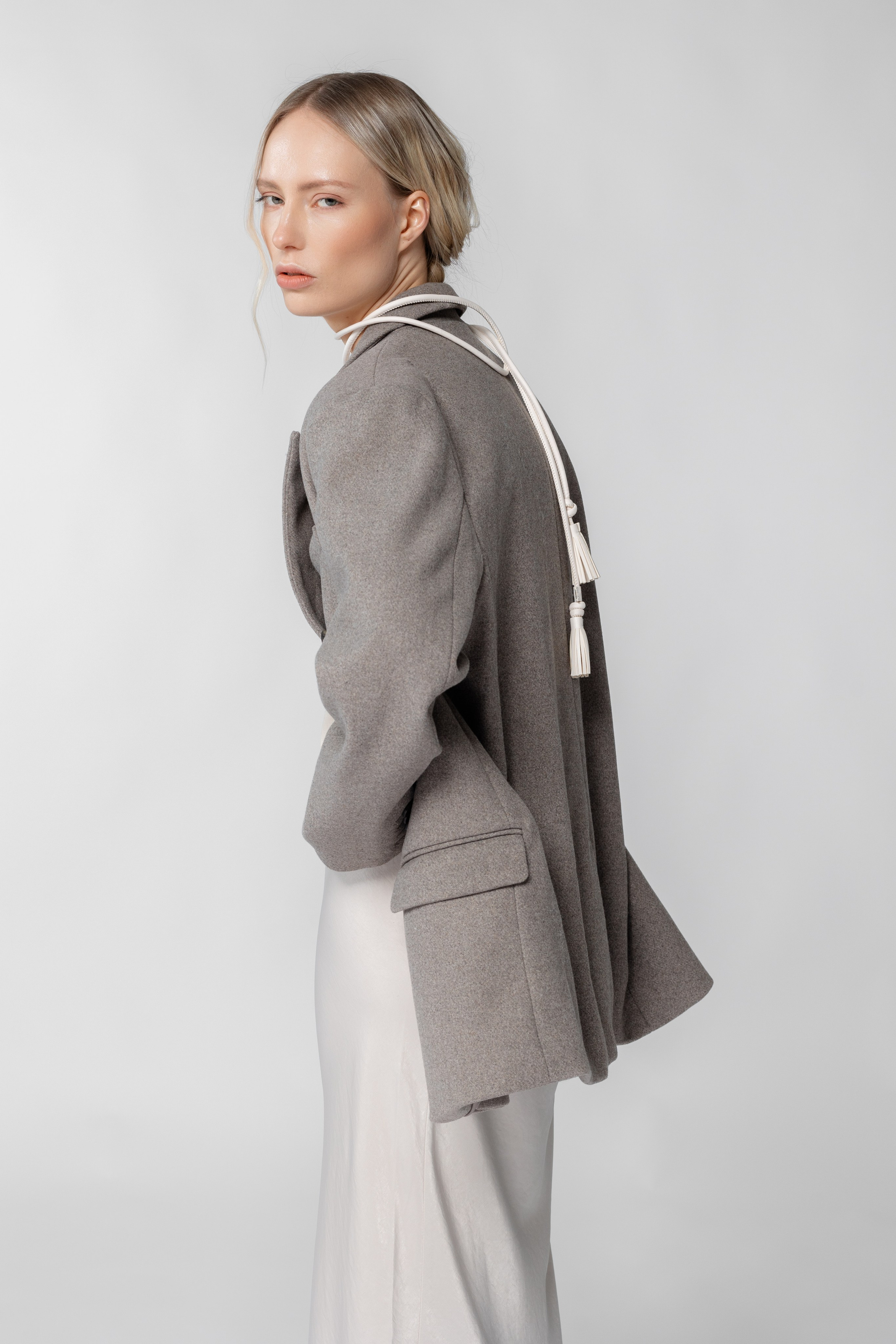 Lookbook Naomi. Valokuvaaja Lahti, Helsinki Elena Salonen