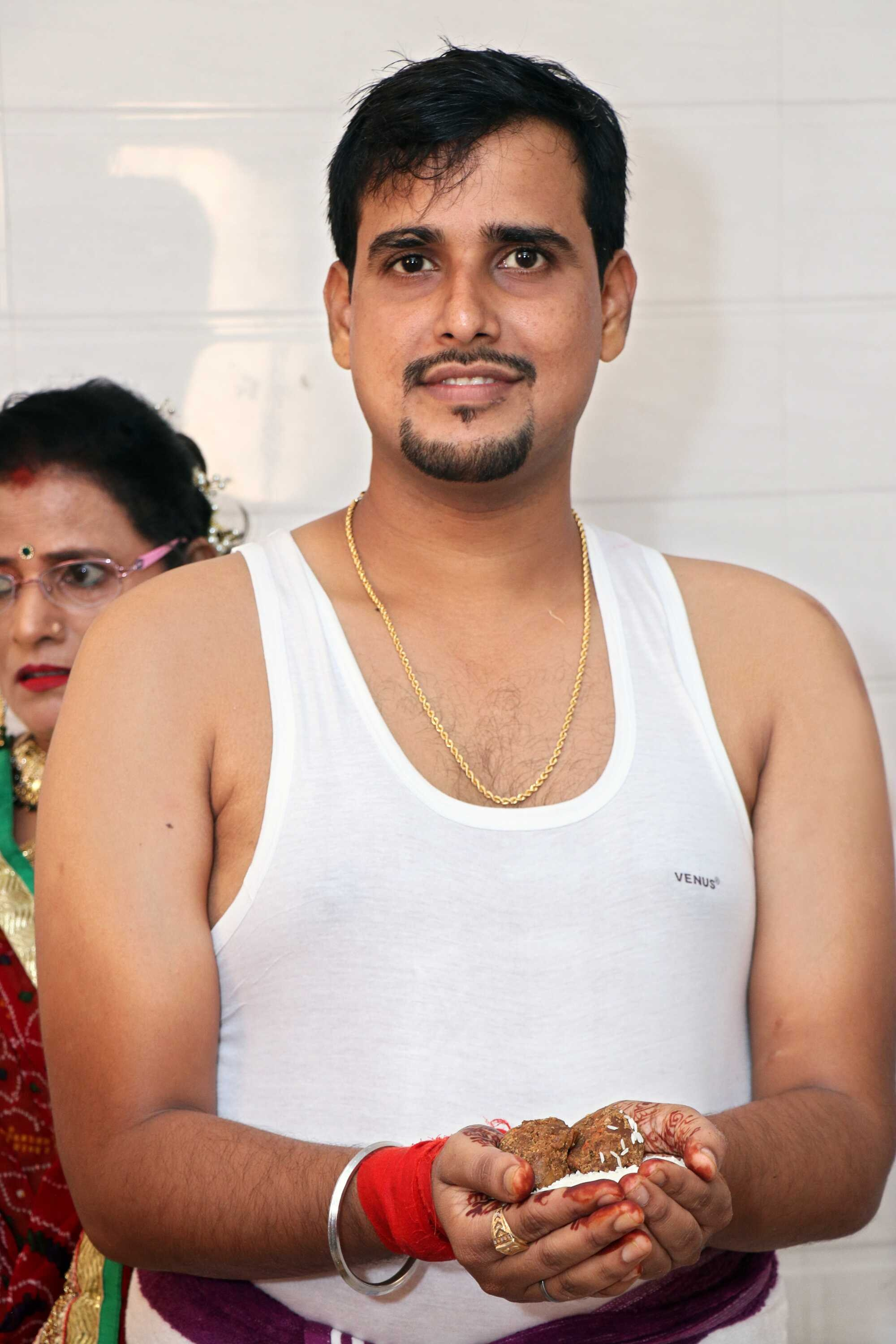 SHASHIKANT WEDS ROSHANI. “Ajay Digital Photo Studio — Capturing Timeless Wedding Moments”