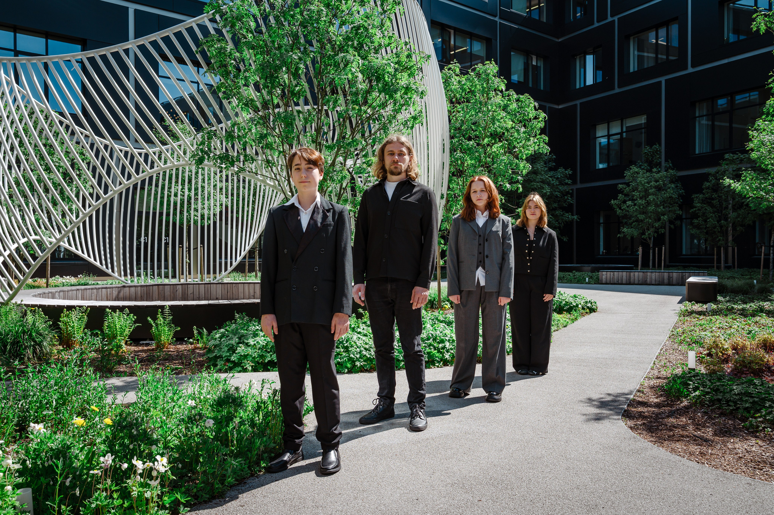 „Ettevaatust, teismelised!“ plakati loomine. Jelizaveta Gross - reportaaži- ja portreefotograaf Narvas