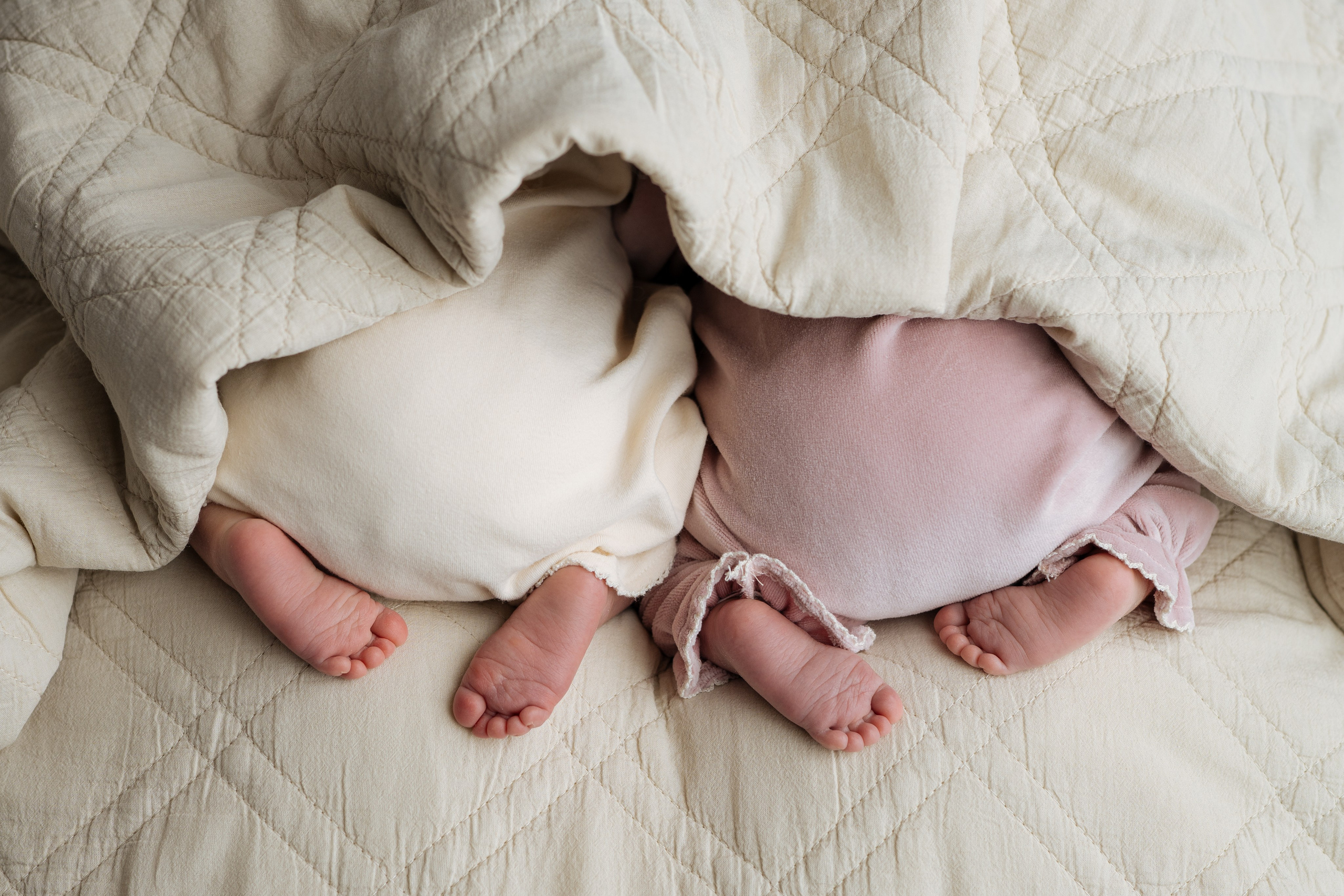 Newborn Studio. Katerina Sellitti - Newborn Fotografin aus Bern. Schweiz