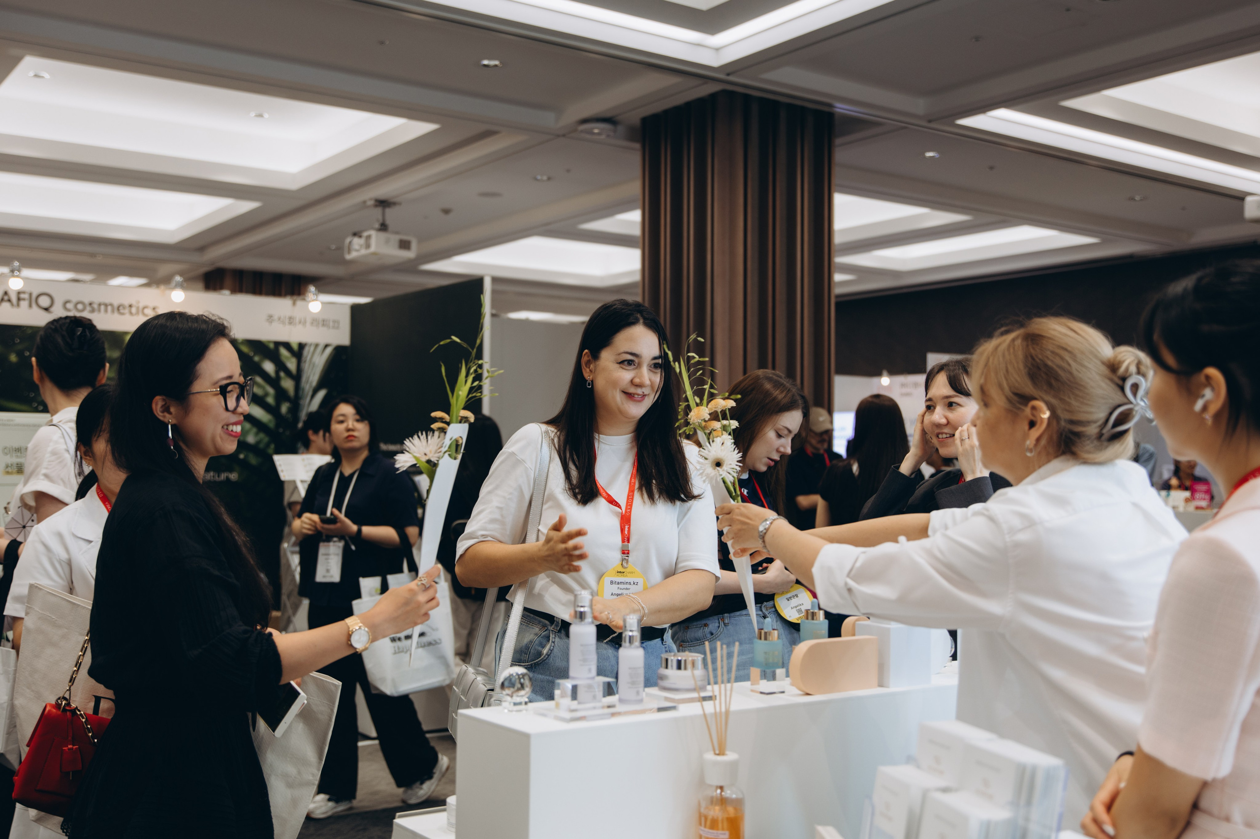 Inter charm Korea 2024 (ELSYM8). Portrait photographer in South Korea Olga Lian