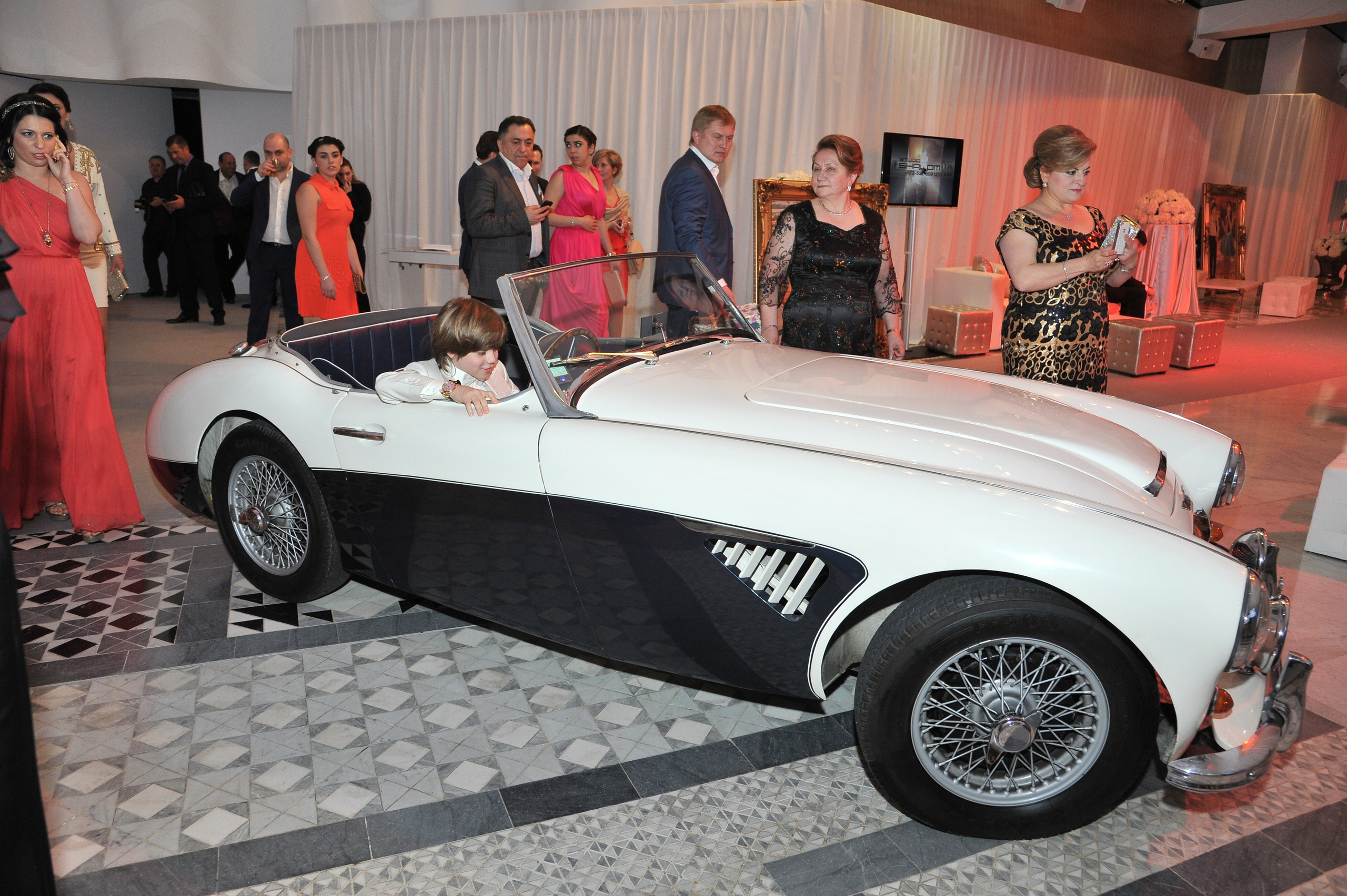 ITZIK & CINDY MONACO 1. Wedding and events photographers Studio Shalom