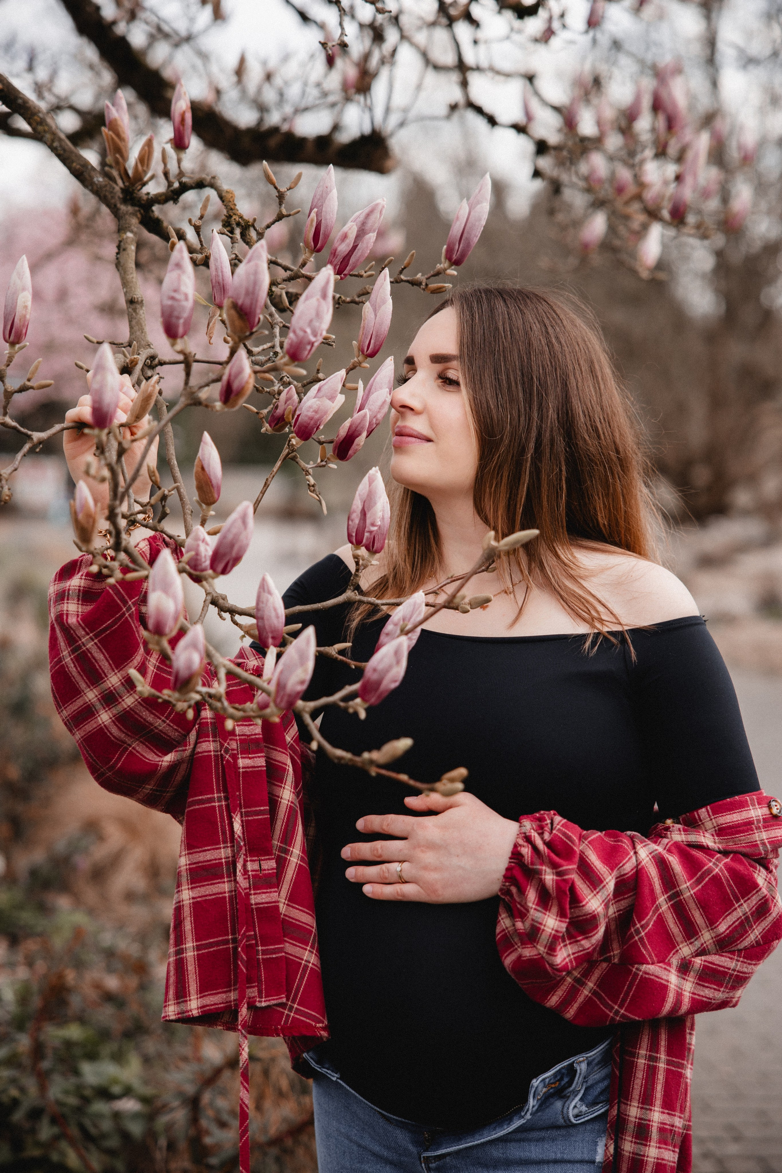 Babybauch Shooting im Fotostudio | Schwangerschaftsfotos in Bochum. Hochzeitsfotografin Bochum | Halyna Reiche Fotografie NRW