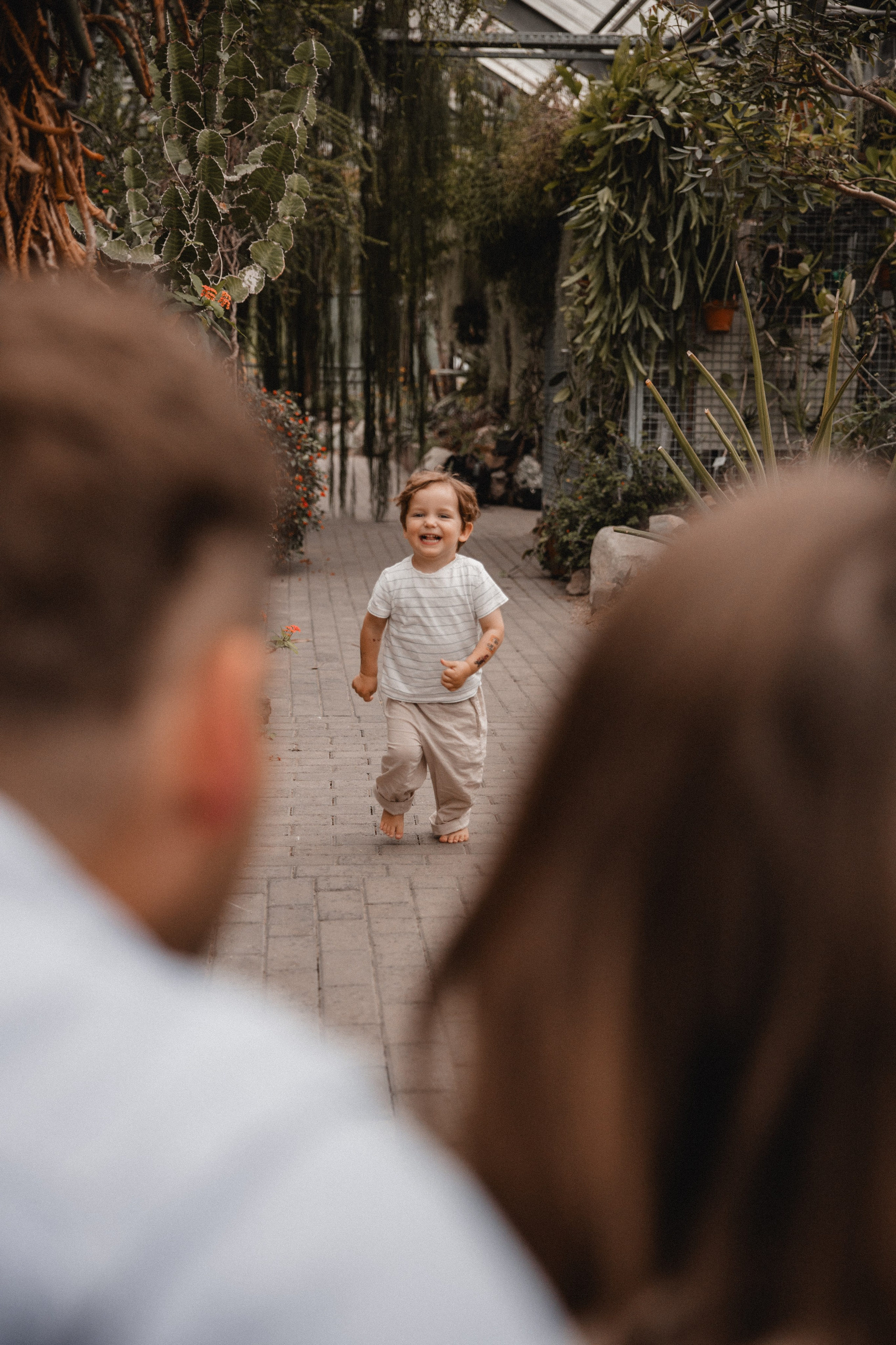 Babybauch Shooting im Botanischen Garten Bochum | Reiche Fotografie. Hochzeitsfotografin Bochum | Halyna Reiche Fotografie NRW