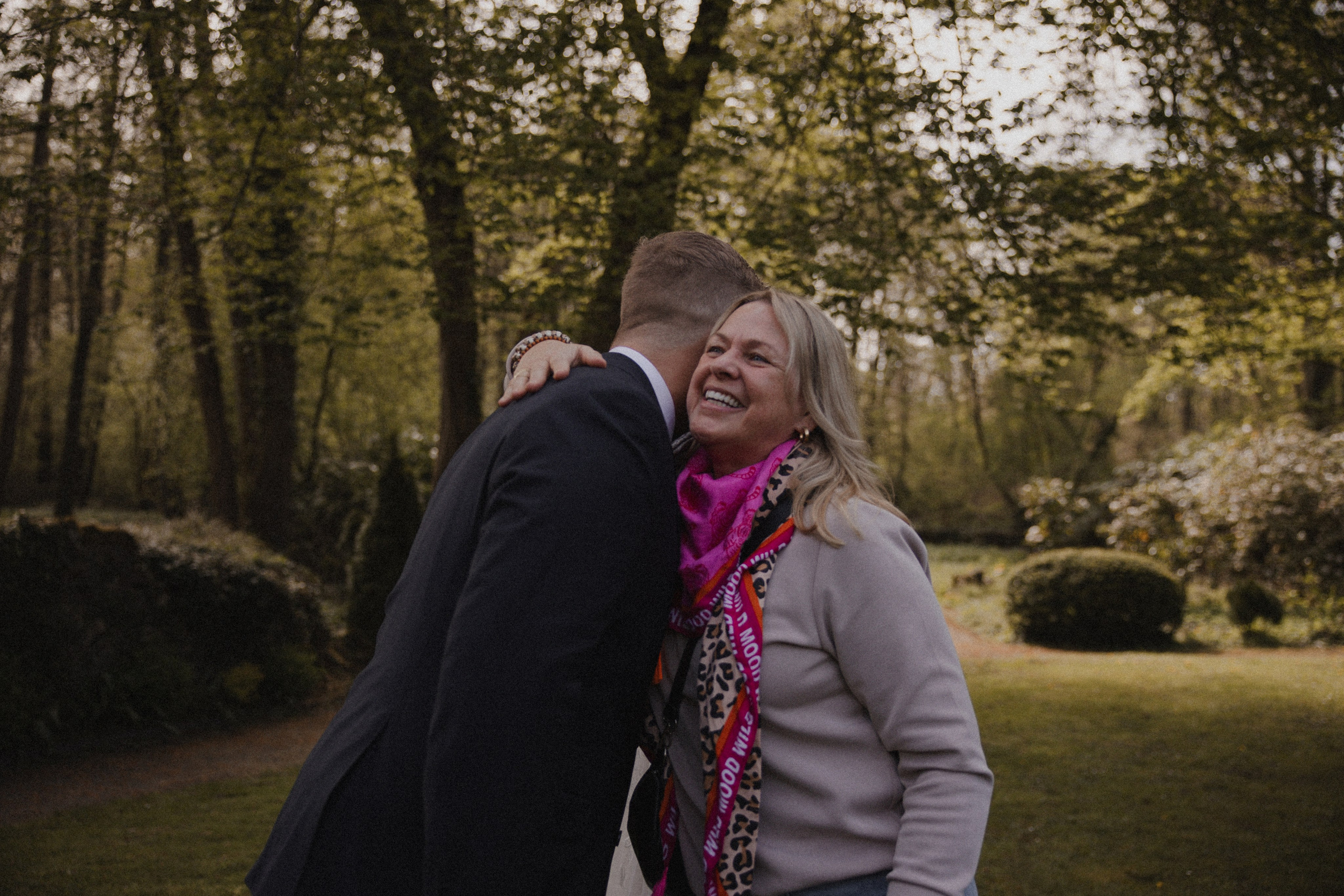 Lorena & Jan l Schloss Sythen. Hochzeitsfotografin Bochum | Halyna Reiche Fotografie NRW