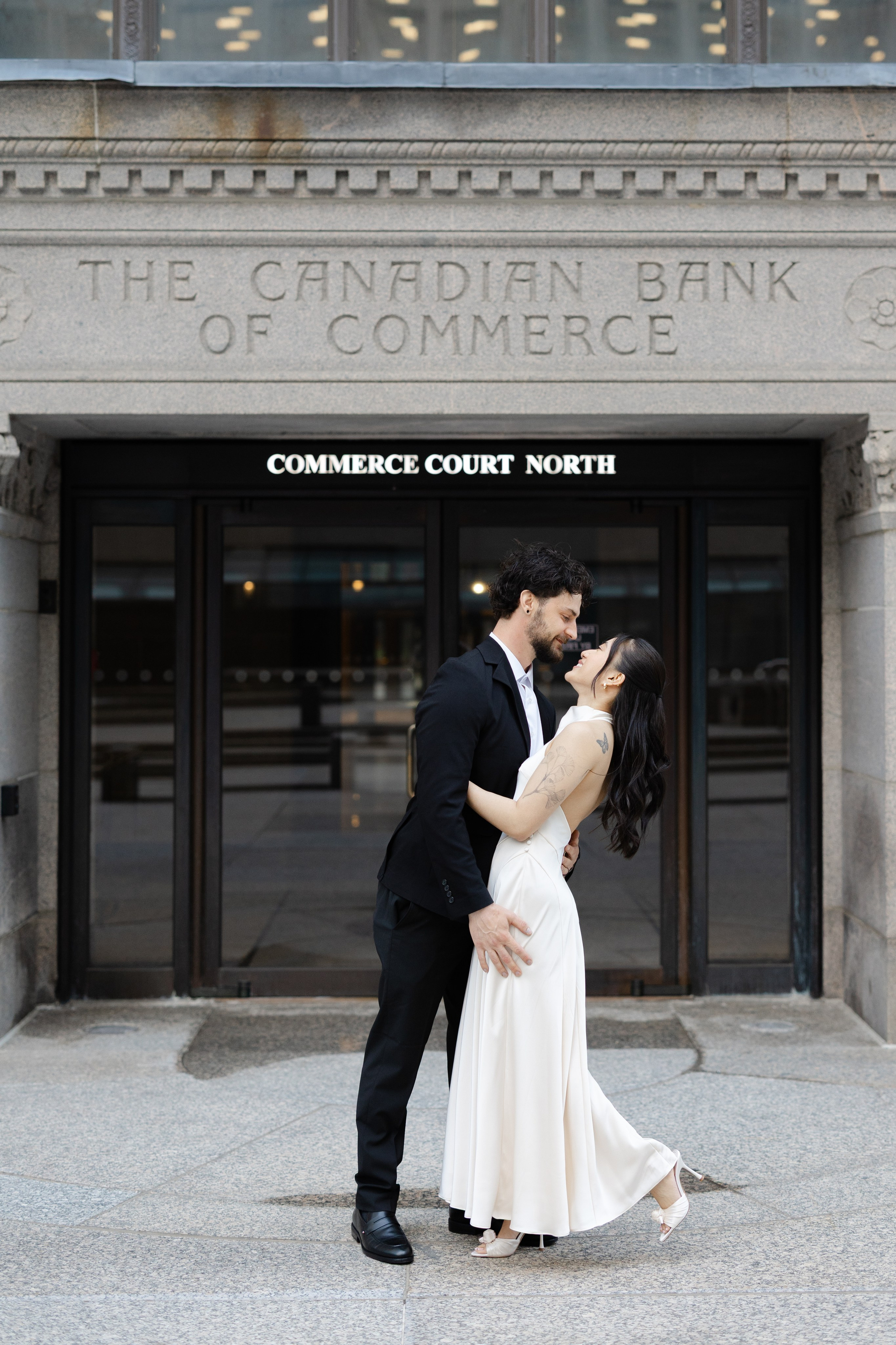 Engagement Session — Downtown Toronto. Anna Leb Photo