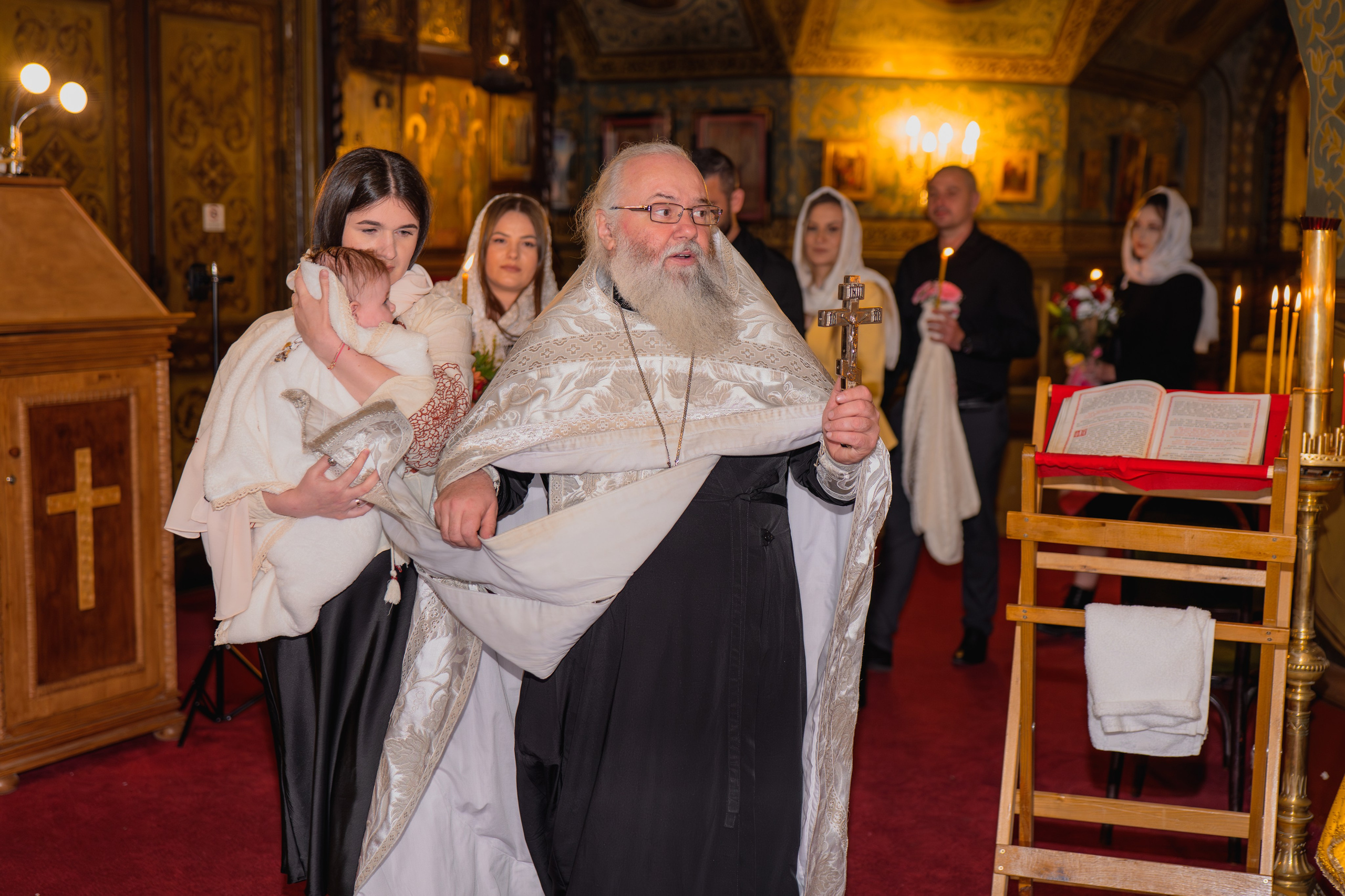 Nicoleta-Mia. Fotograful și Cameramanul familiei dvs în Franța Paul Photographer