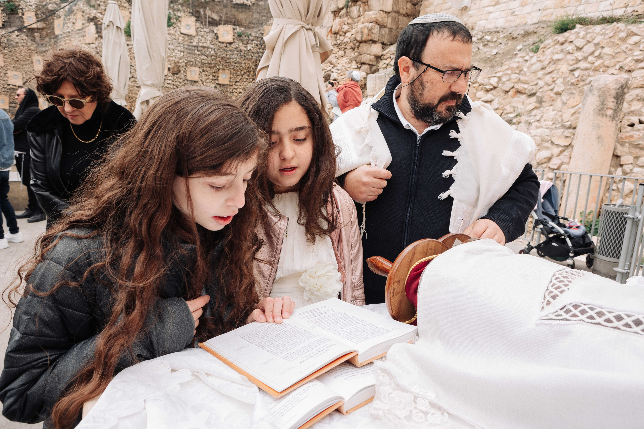 BAT MITZVAH FOR TWINS. Https://shi-photo.com/