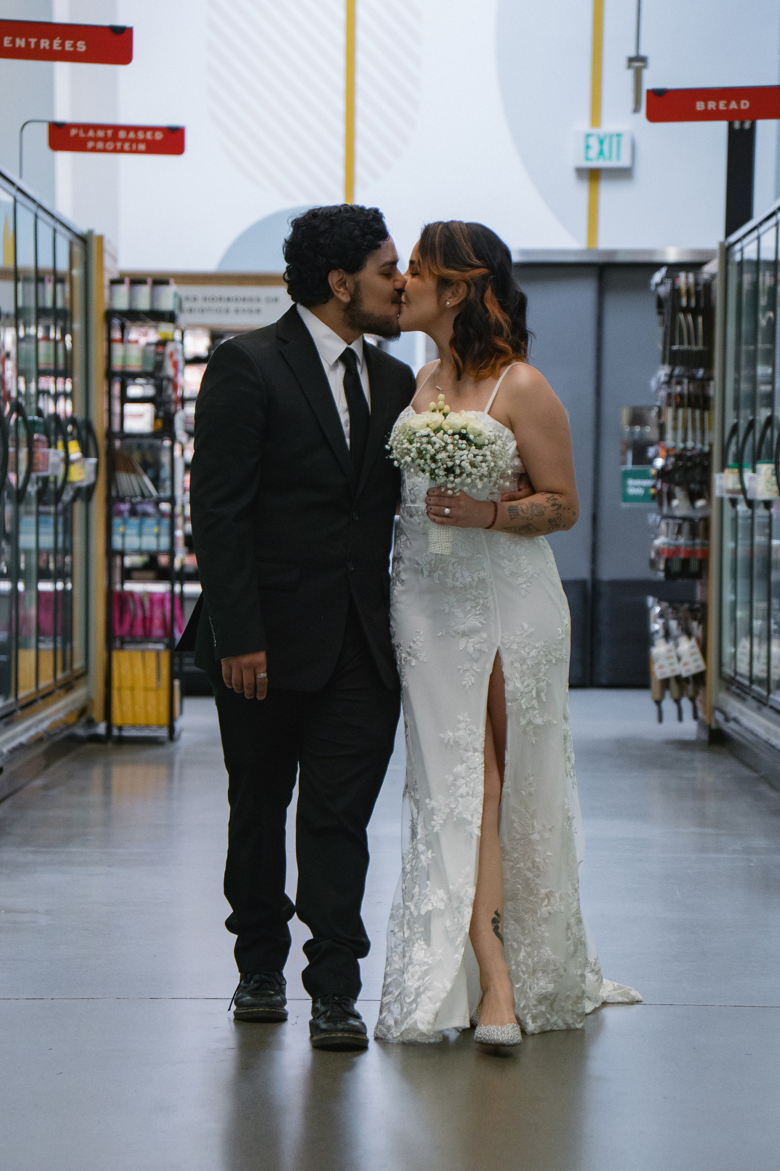 Andrea and Alonso | Wedding Portrait session. Photographer in Washington Sophia D