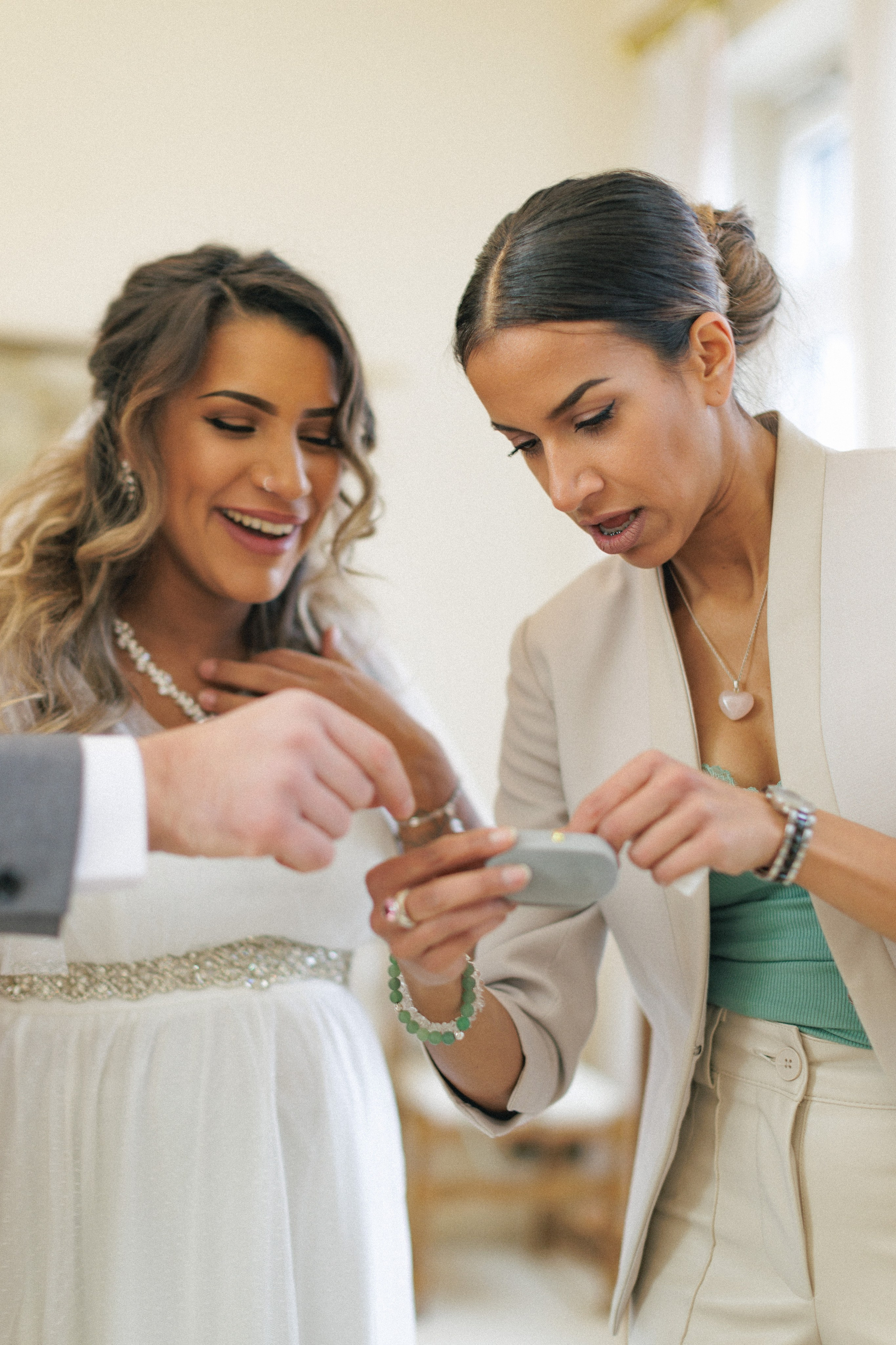 Hochzeitsfotoshooting in Hamburg Morisha und Senco. Hochzeitsfotograf und Hochzeitsvideograf aus Hamburg | Roka21Film