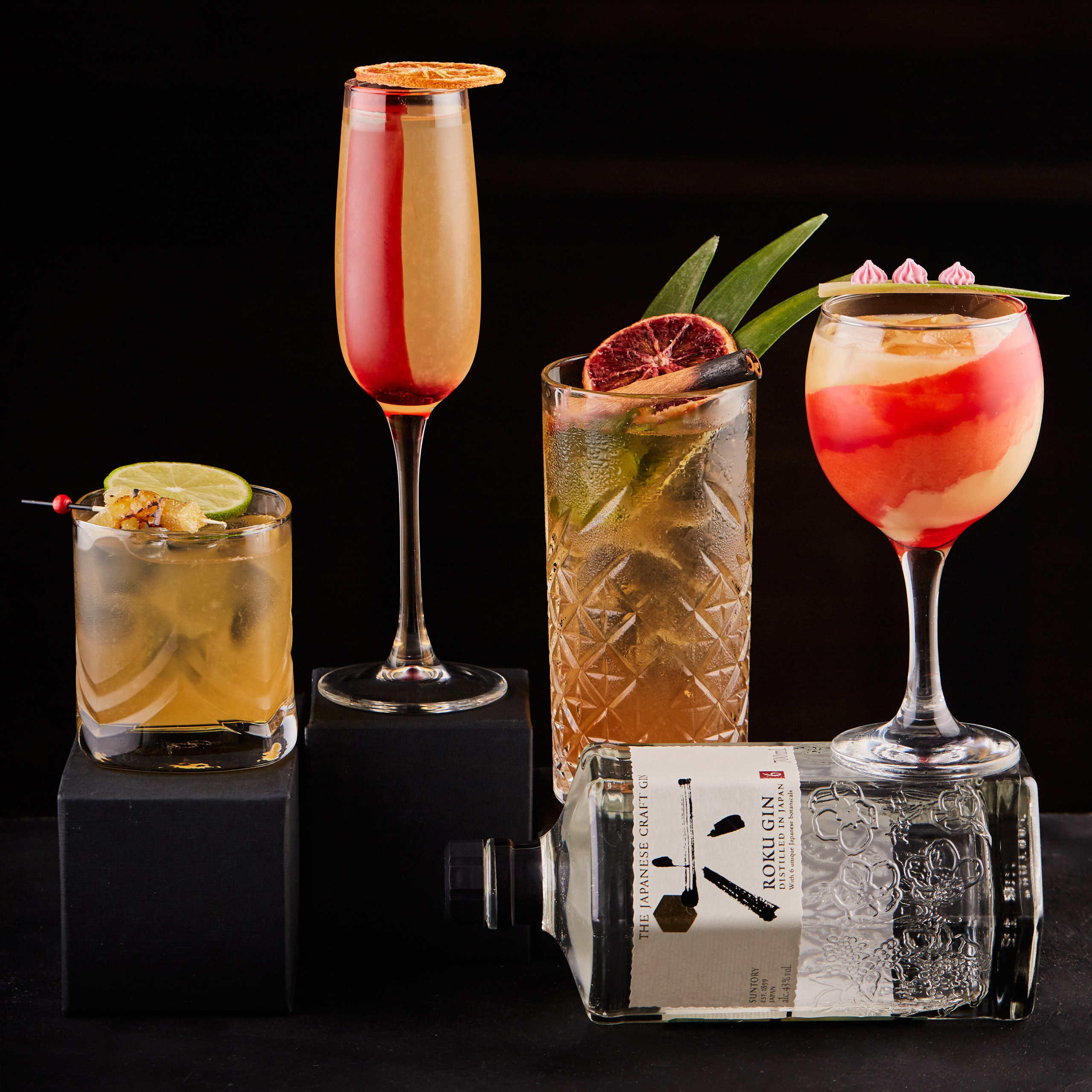 Bar menu photography in Berlin — Professionelle Bar-Menü-Fotografie in Berlin | Фотосъемка для барных карт в Берлине | Профессиональная съемка барных карт в Берлине