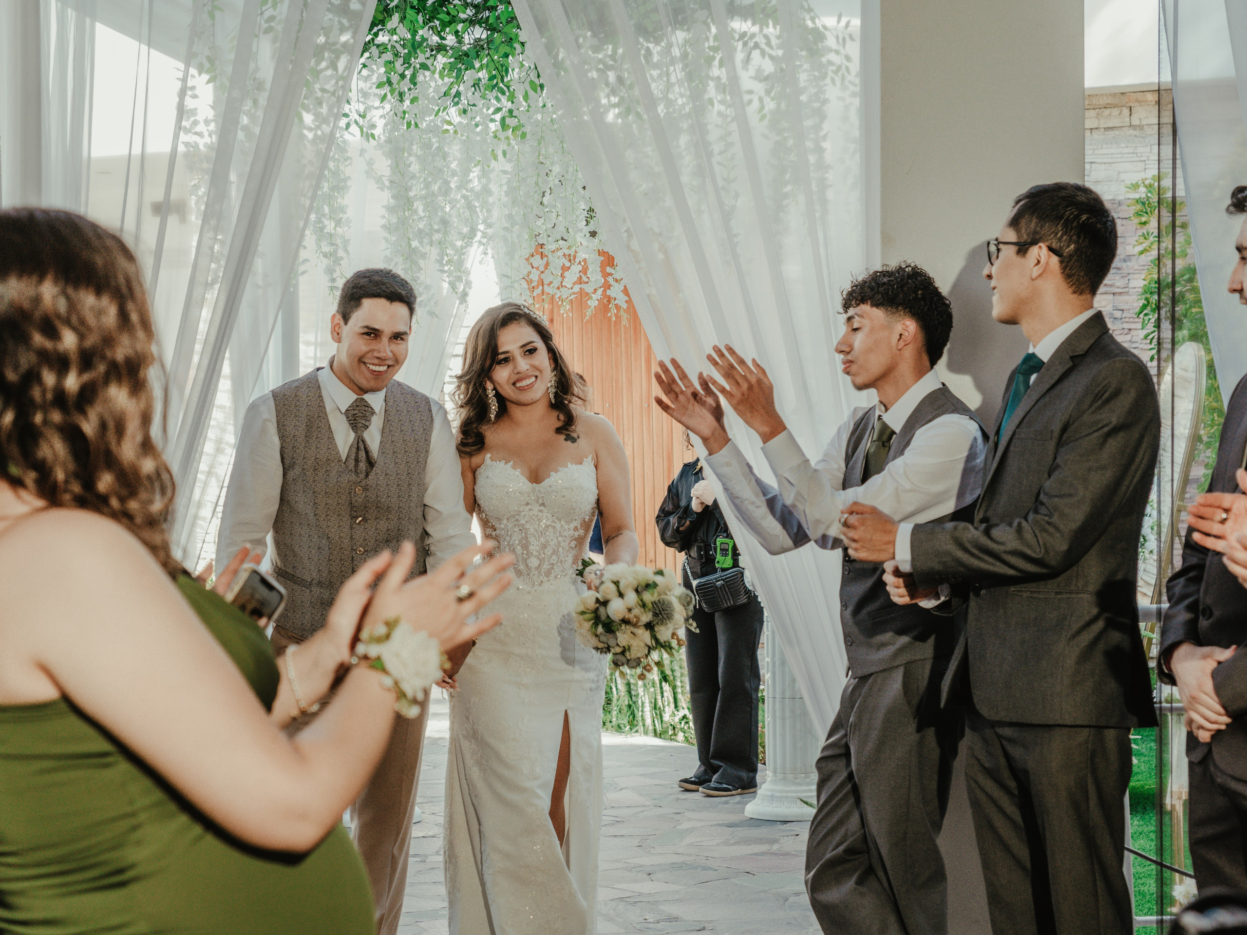CARLA Y MARIO BODA RELIGIOSA. Studio KVTA | Fotografía y Video de Bodas en Arequipa
