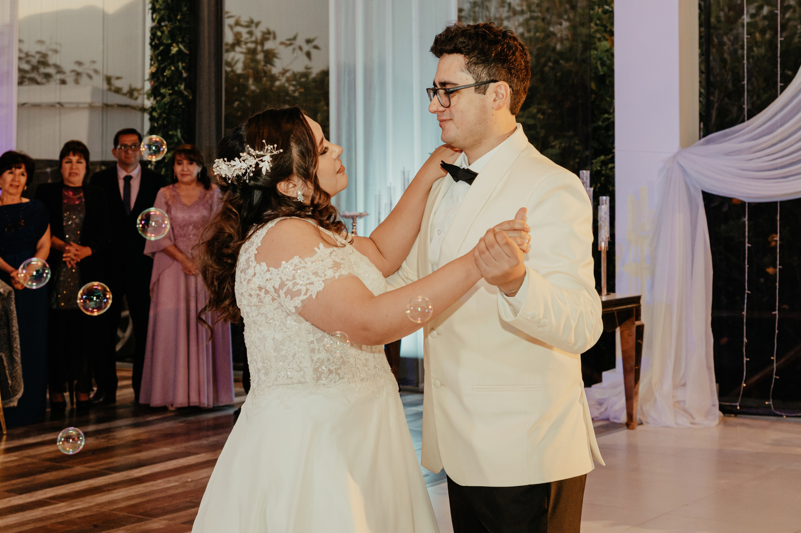 VANIA + LUIS BODA CIVIL. Studio KVTA | Fotografía y Video de Bodas en Arequipa