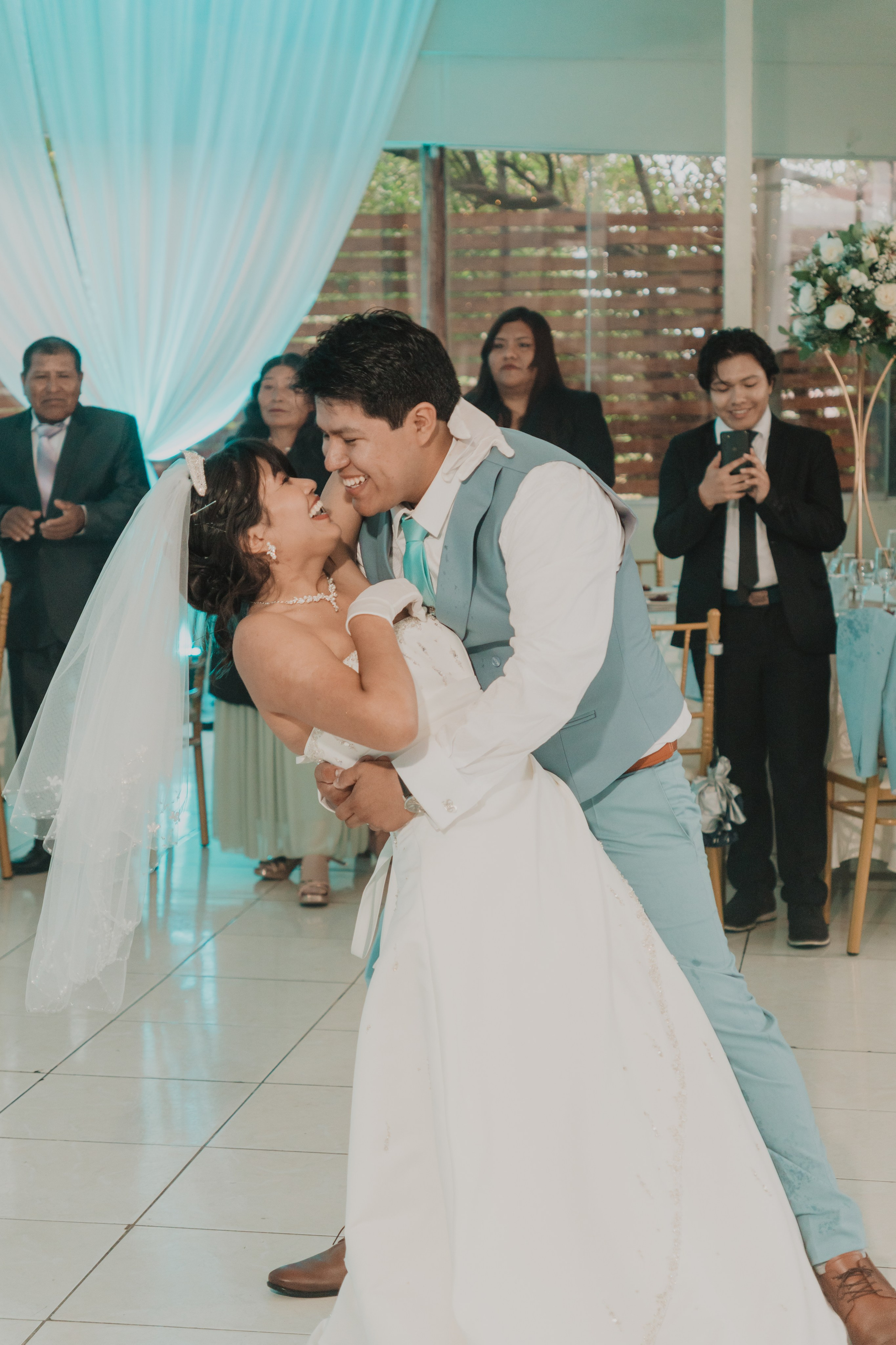 STEISY + EMMANUEL | BODA RELIGIOSA. Studio KVTA | Fotografía y Video de Bodas en Arequipa