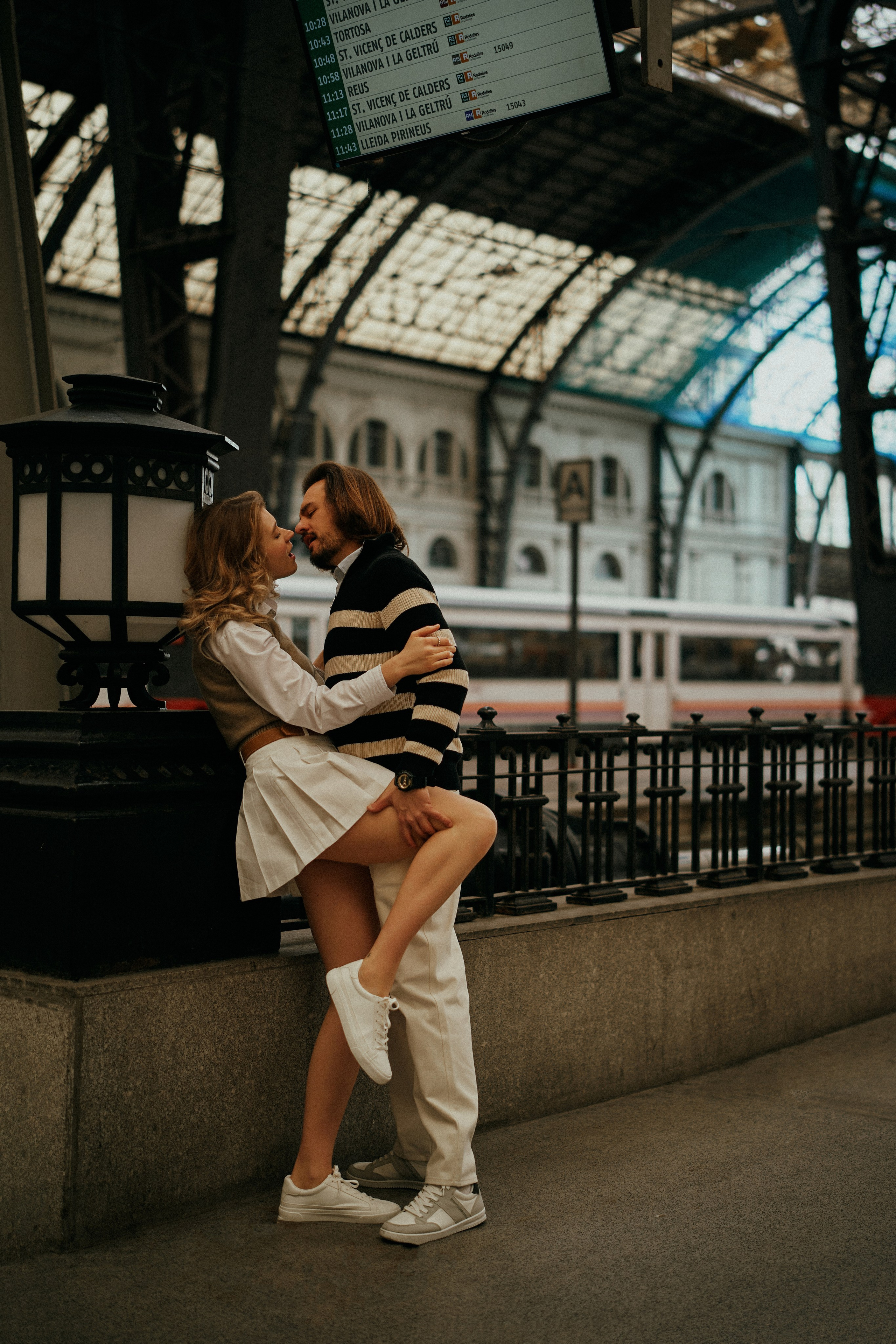 Тим и Кэт. Французский вокзал. Барселона. Фотограф в Барселоне Жанна Захарченко