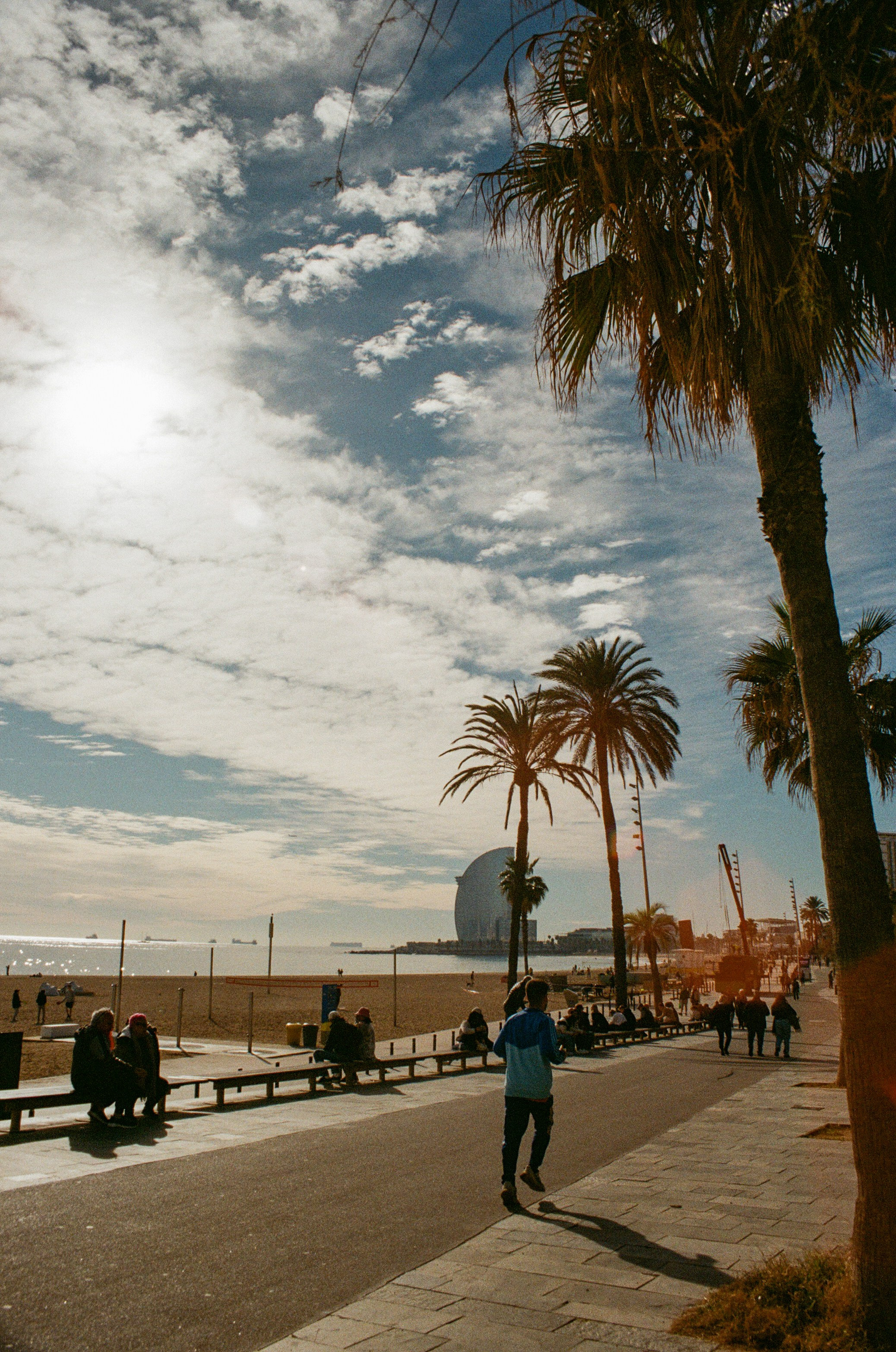 Barcelona — Light, Rhythm and Architecture. Wedding Stories — Professional Wedding Photography & Videography in Germany, Italy, Spain & all across Europe
