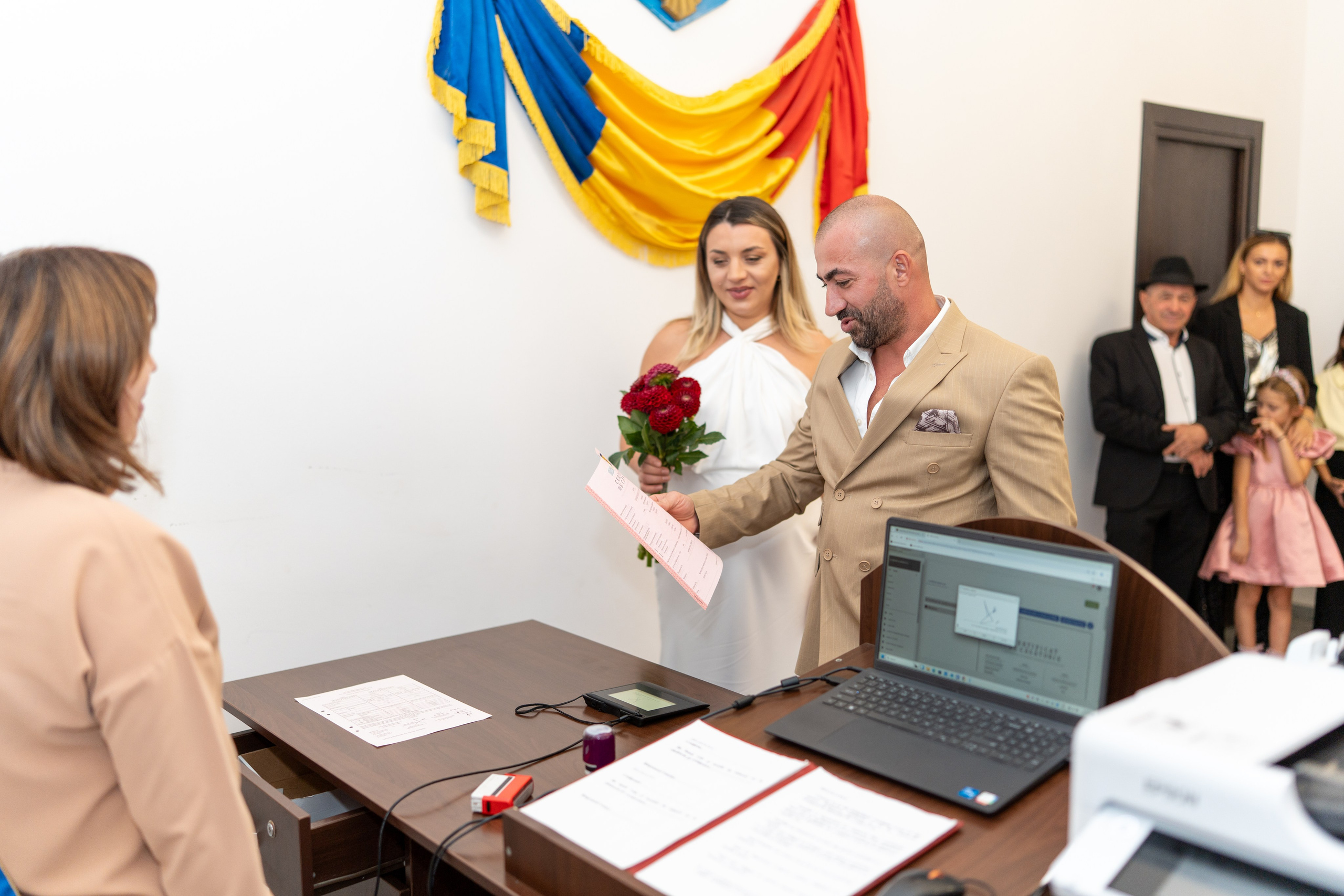 STEFAN & INA - CUNUNIE CIVILA. Fotograf Nuntă | Lucian Murgeanu - Fotograf Profesionist Evenimente