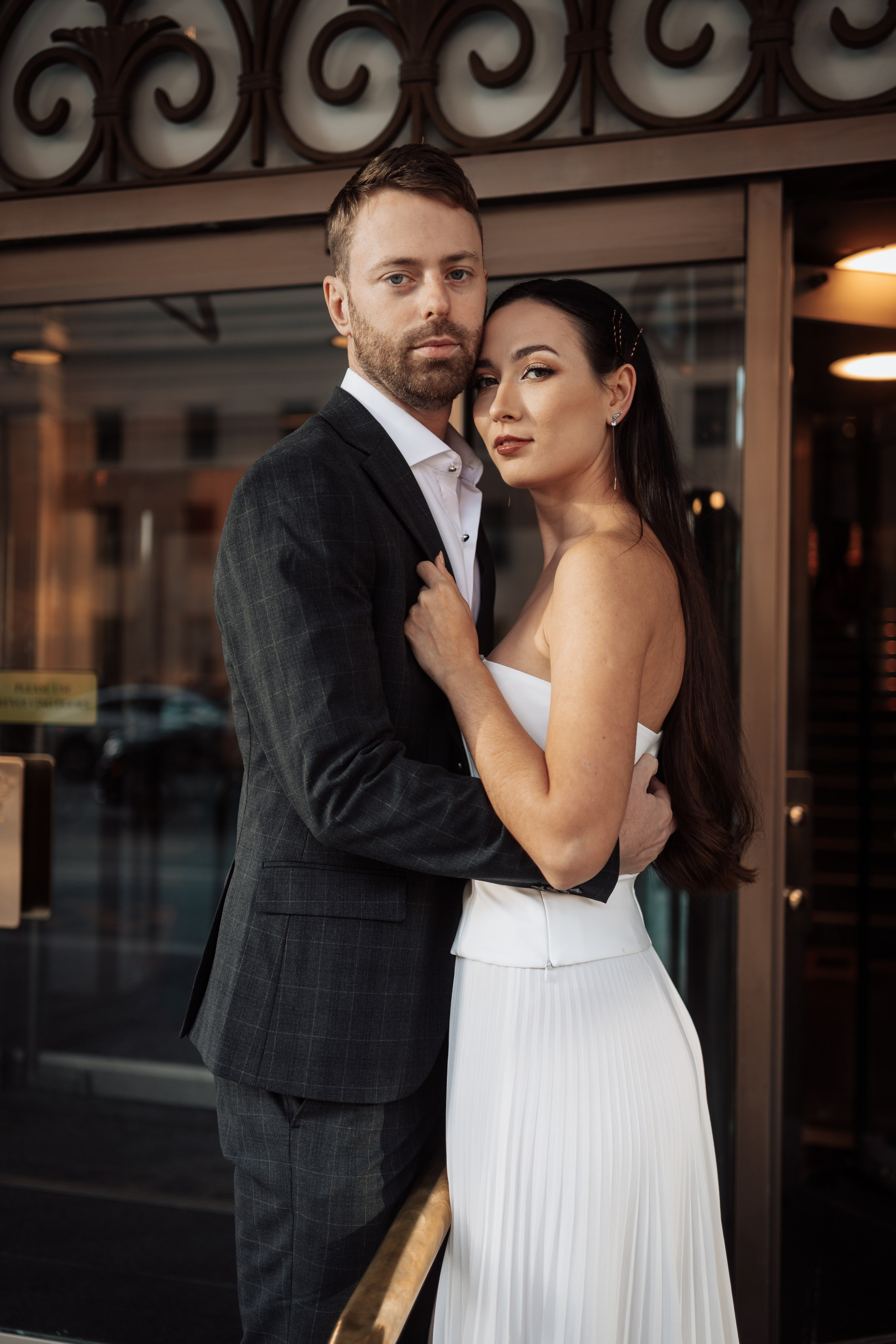 Elegant wedding photography for couples in Windsor and Toronto, Ontario.