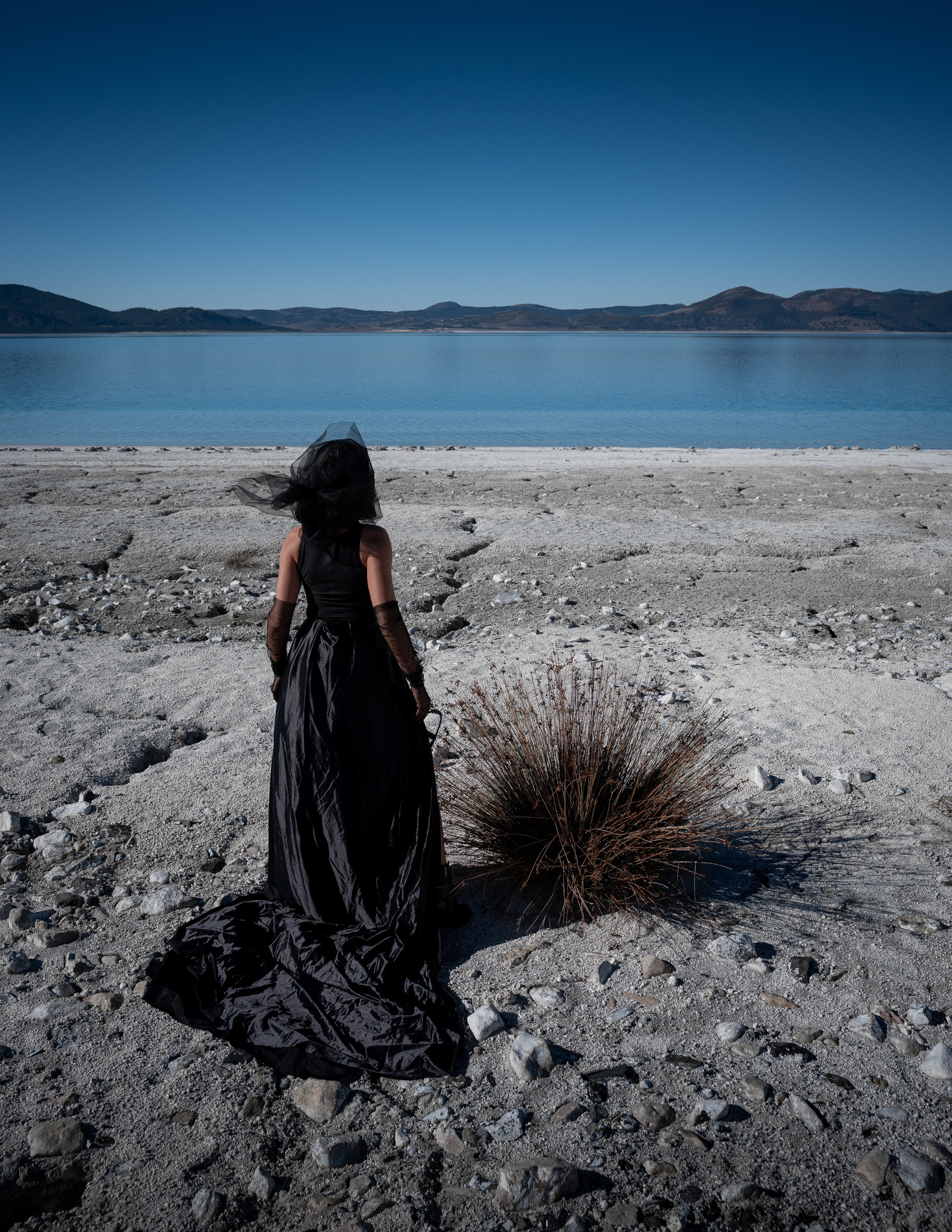 SALDA LAKE. UNRATED PHOTO