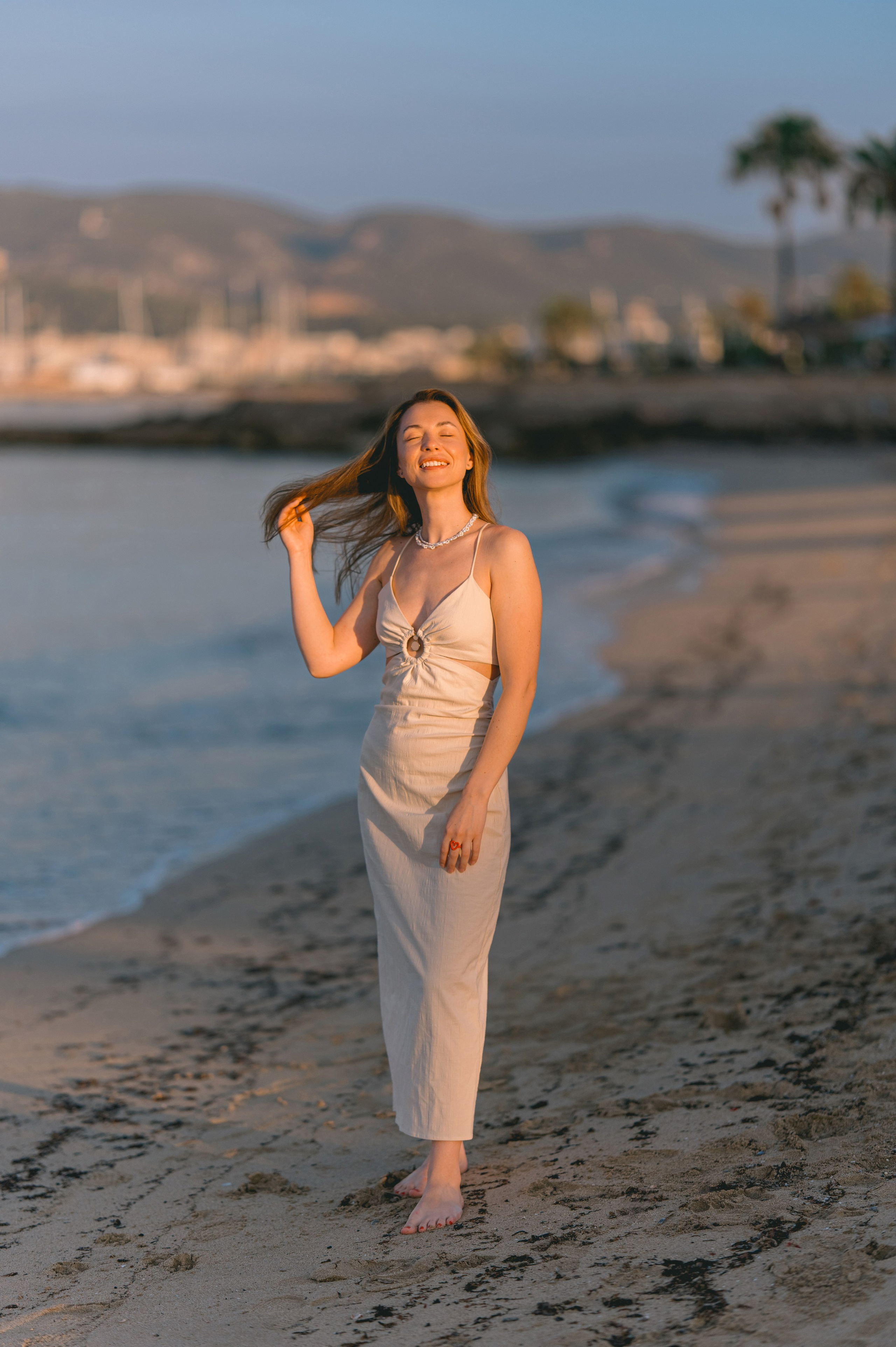 Solo Beach Photoshoot in Mallorca. Photographer in Mallorca