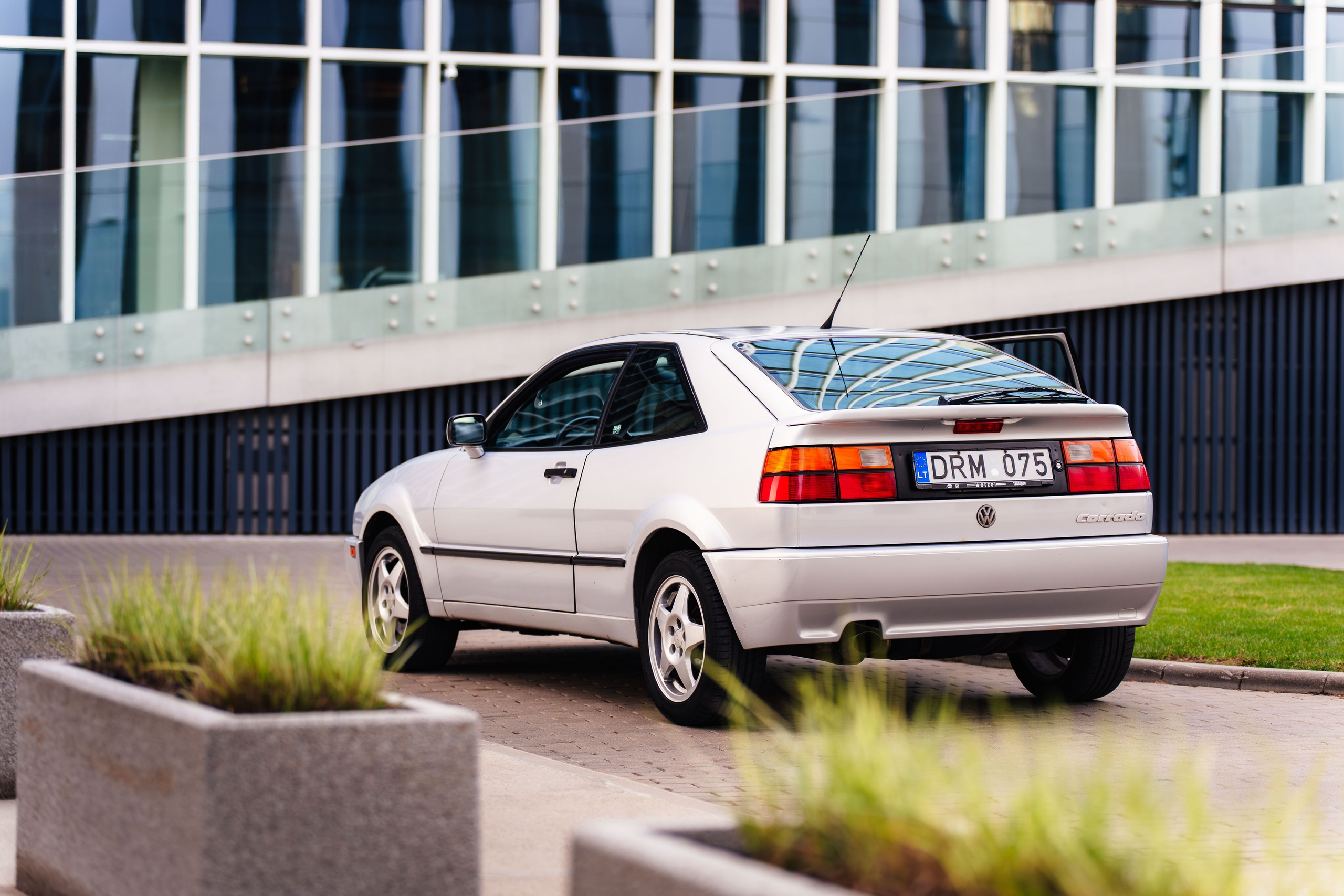 VW Corrado VR6. OnePIXEL