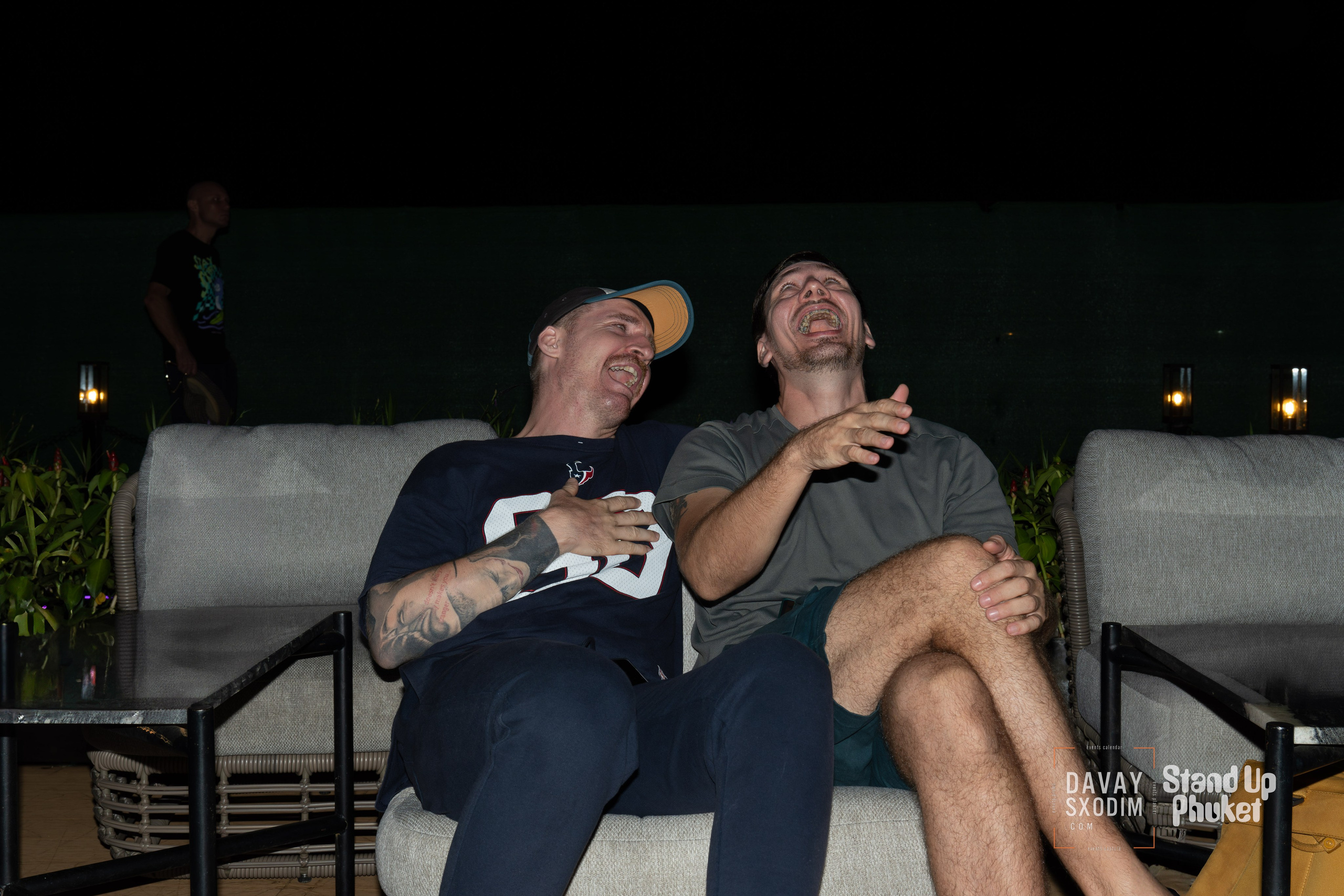 Standup Влада Лапина | Фоторепортаж | Афиша | DAVAYSXODIM.com PHUKET. АФИША|ФОТОРЕПОРТАЖИ|ИВЕНТЫ|ПХУКЕТ