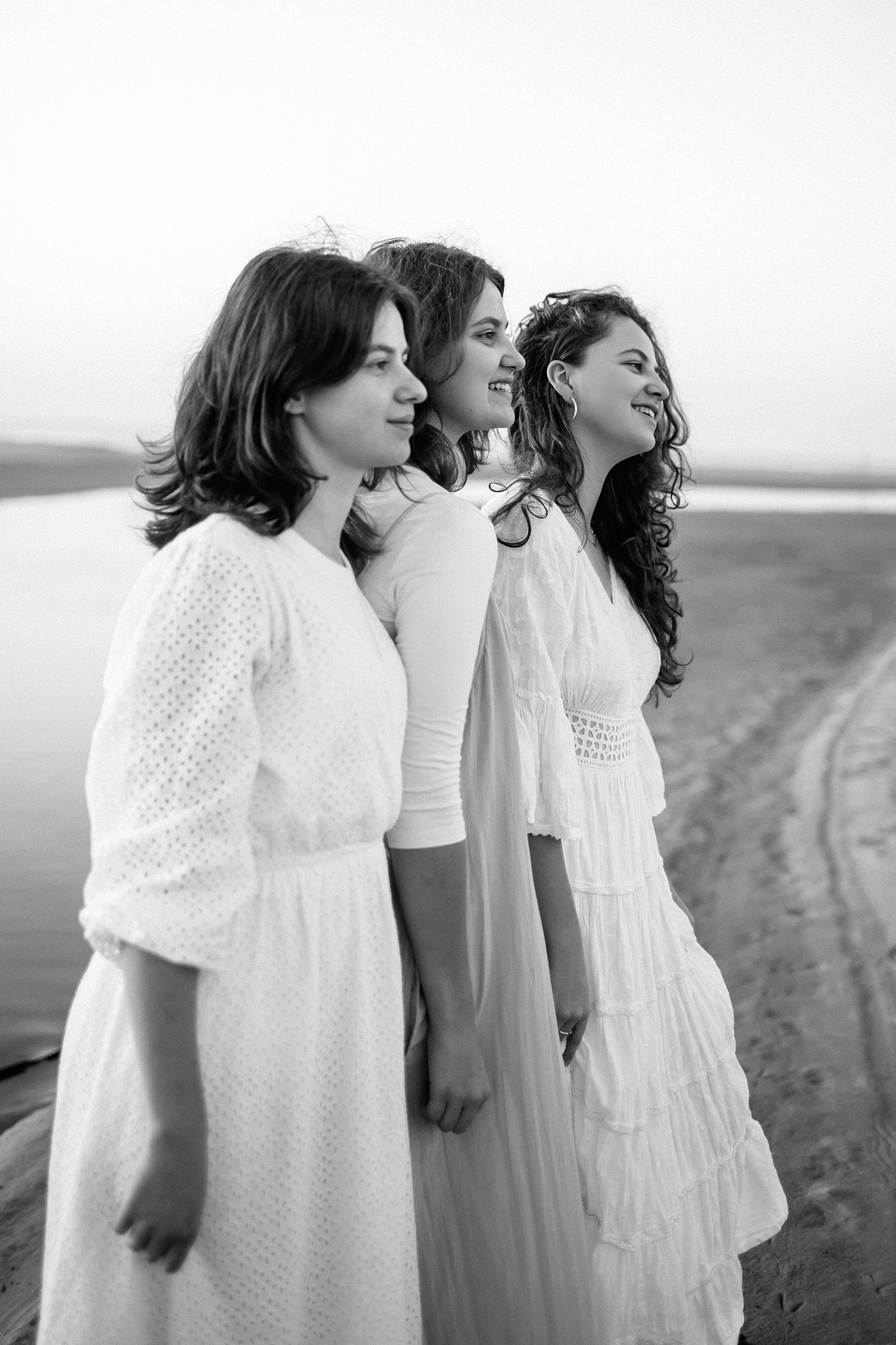 3 sisters Netanya. Family photographer in Israel