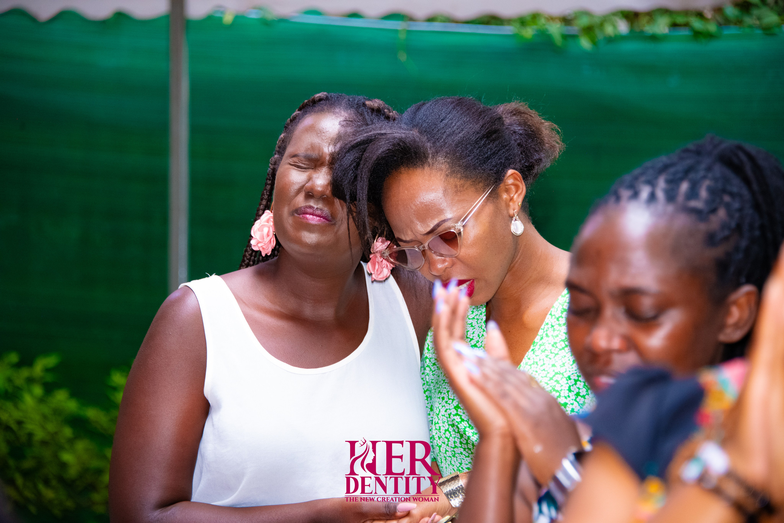 LADIES MINISTRY. Pastor Morris