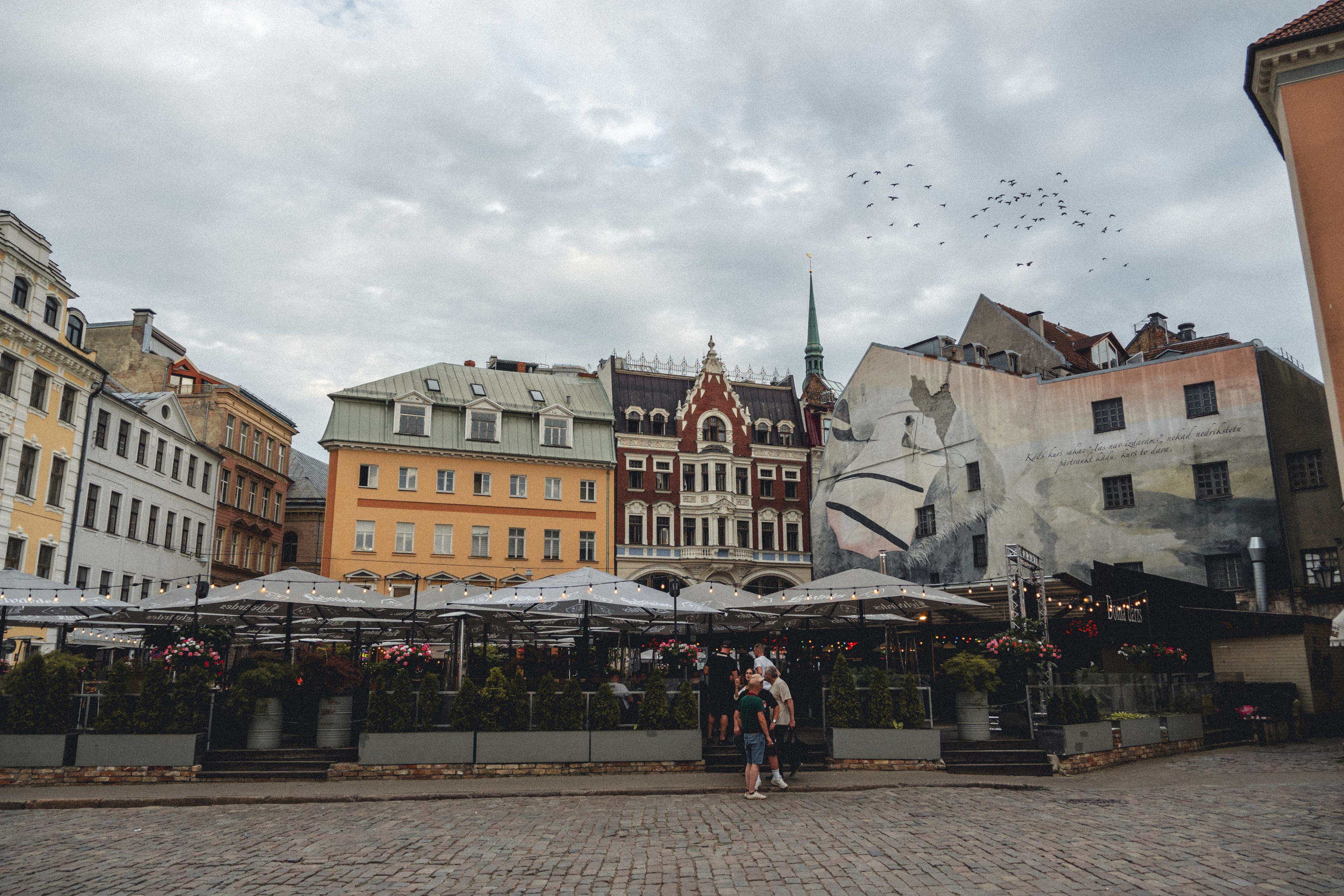 Voyage à Riga. Photographe sur Cote d’Azur. Portraits de familles, couples, enfants, événements