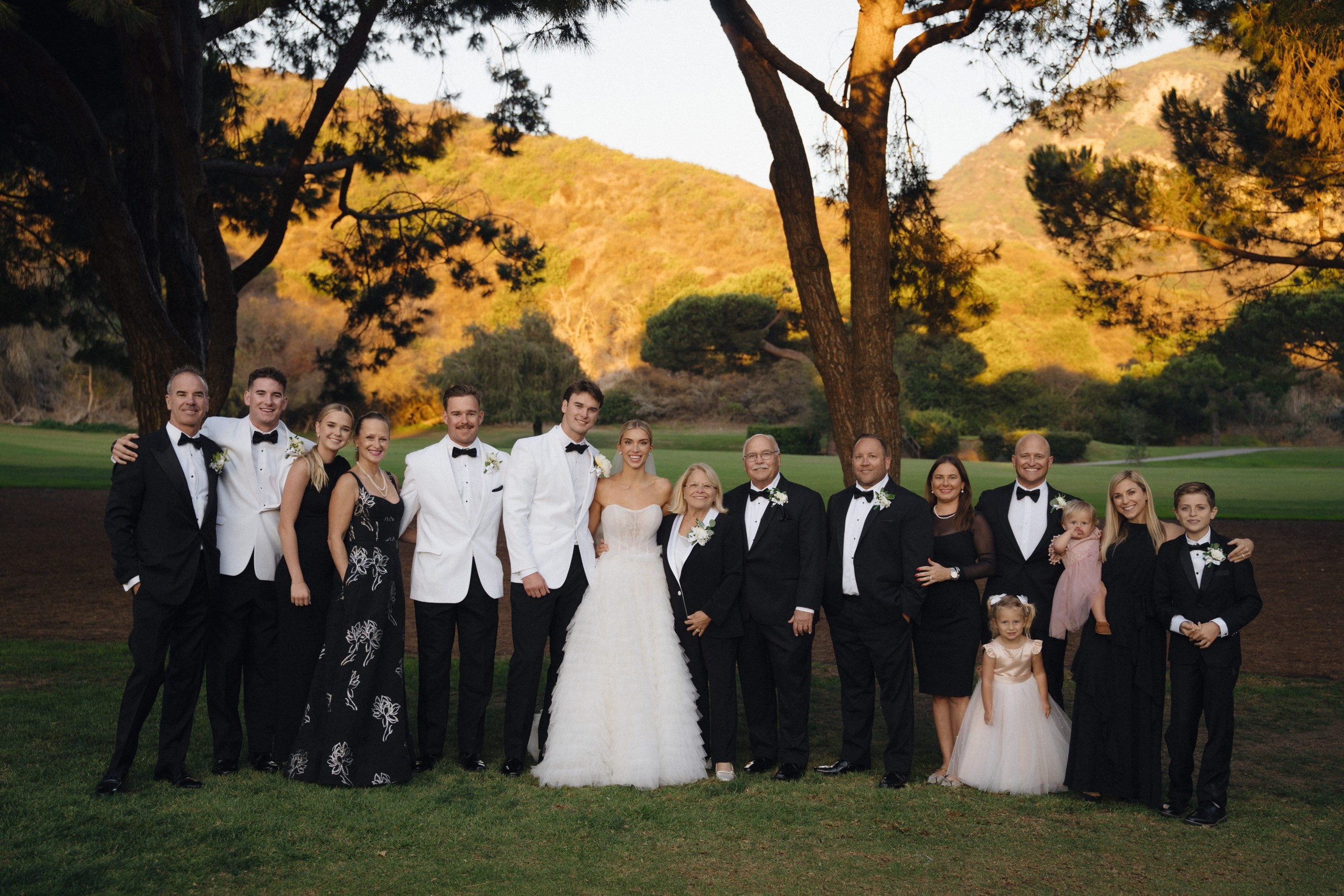 M&R. Orange County Wedding Photographer & Videographer | Candid & Timeless Wedding Photo + Video | Italiantsev