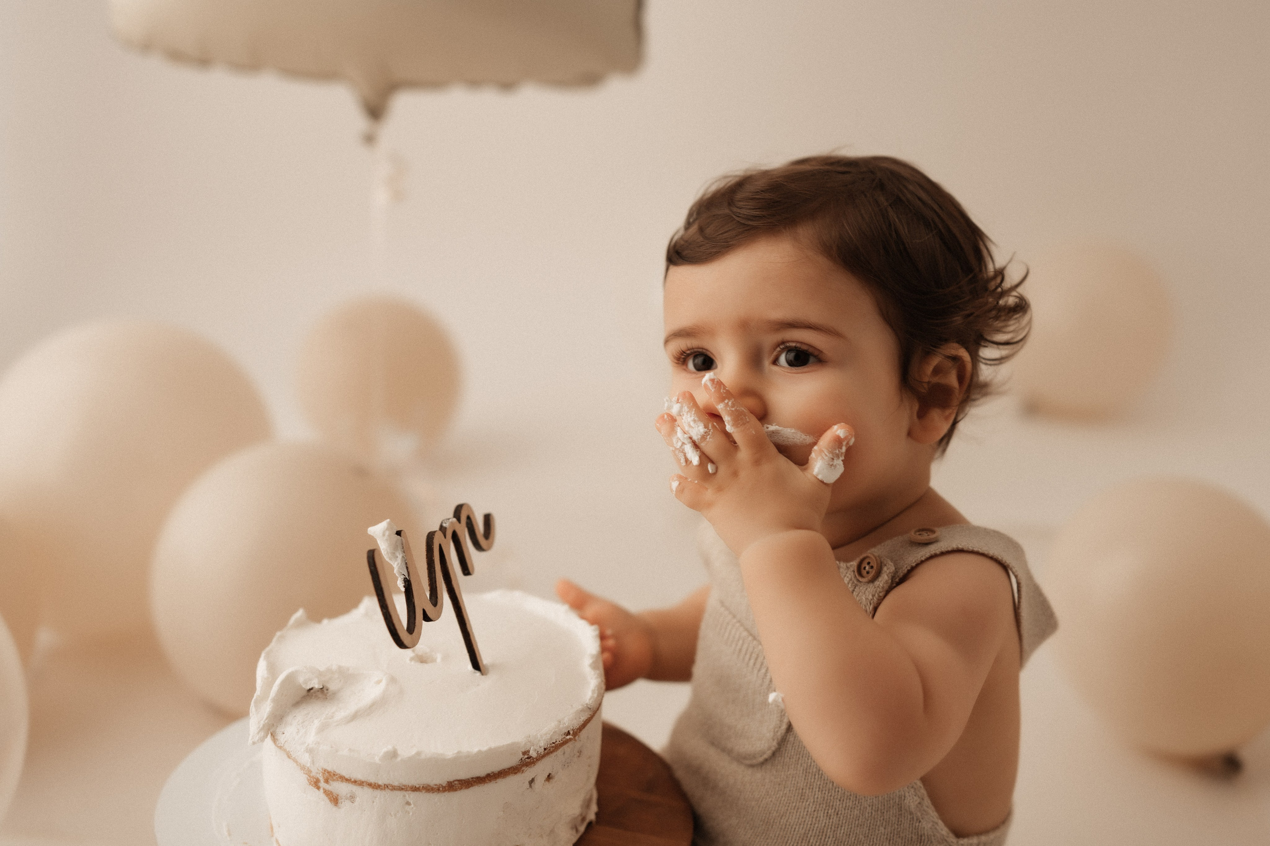 7. Smash Cake. Fotógrafa de Casamentos e Família em Braga — Alexandra Mieres Photography