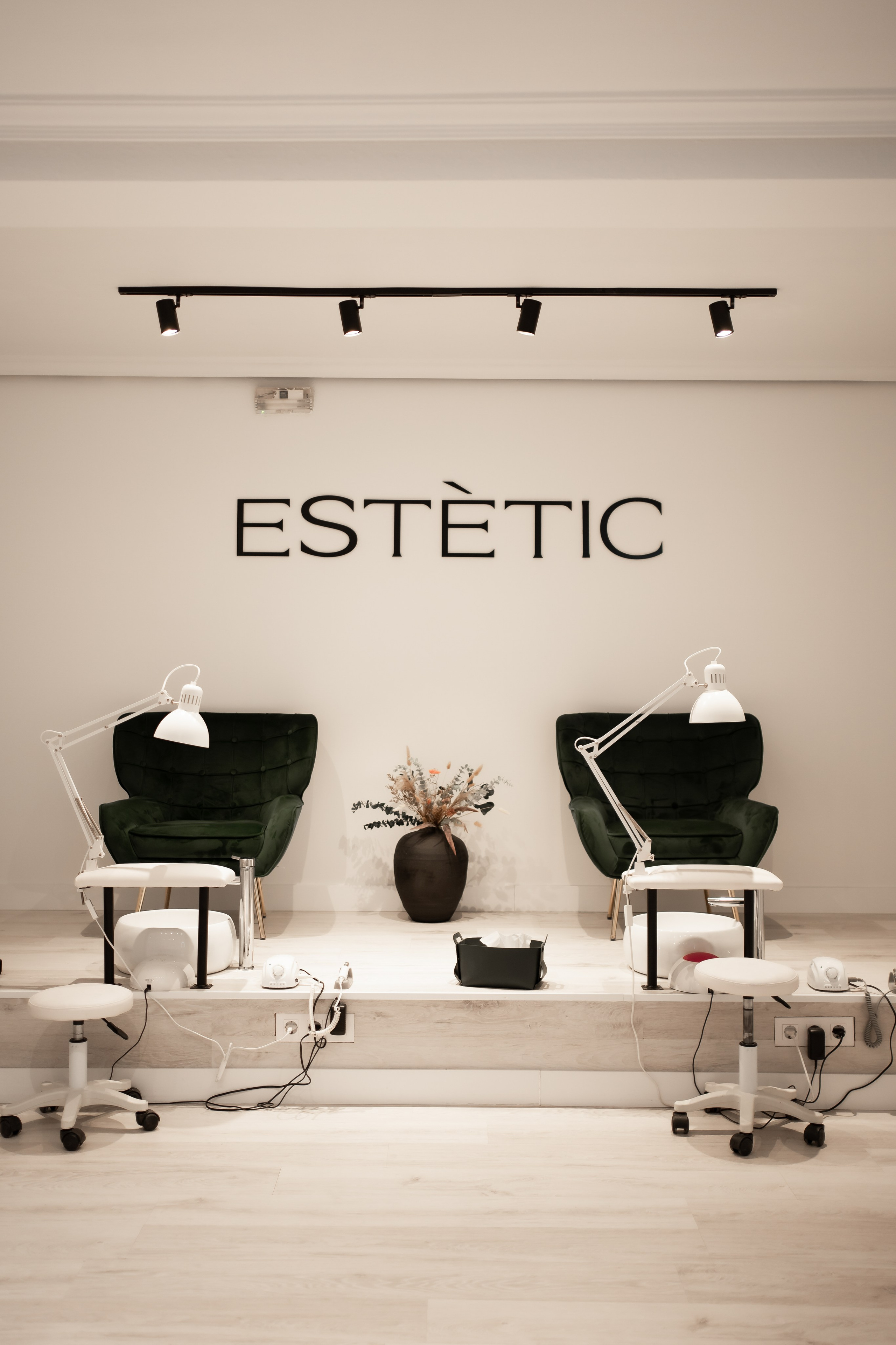 Comercial. Holigood foto y video reportaje de bodas en San Sebastián y Europa