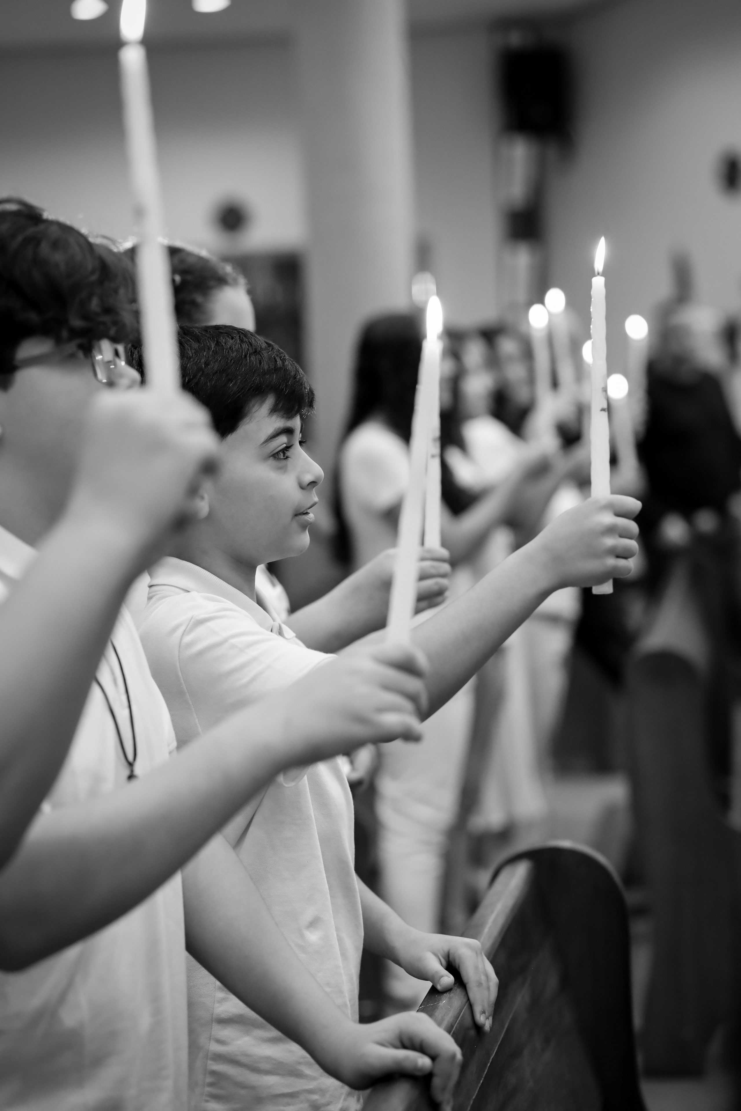 Primeira Eucaristia. Fotógrafo de momentos Sagrados