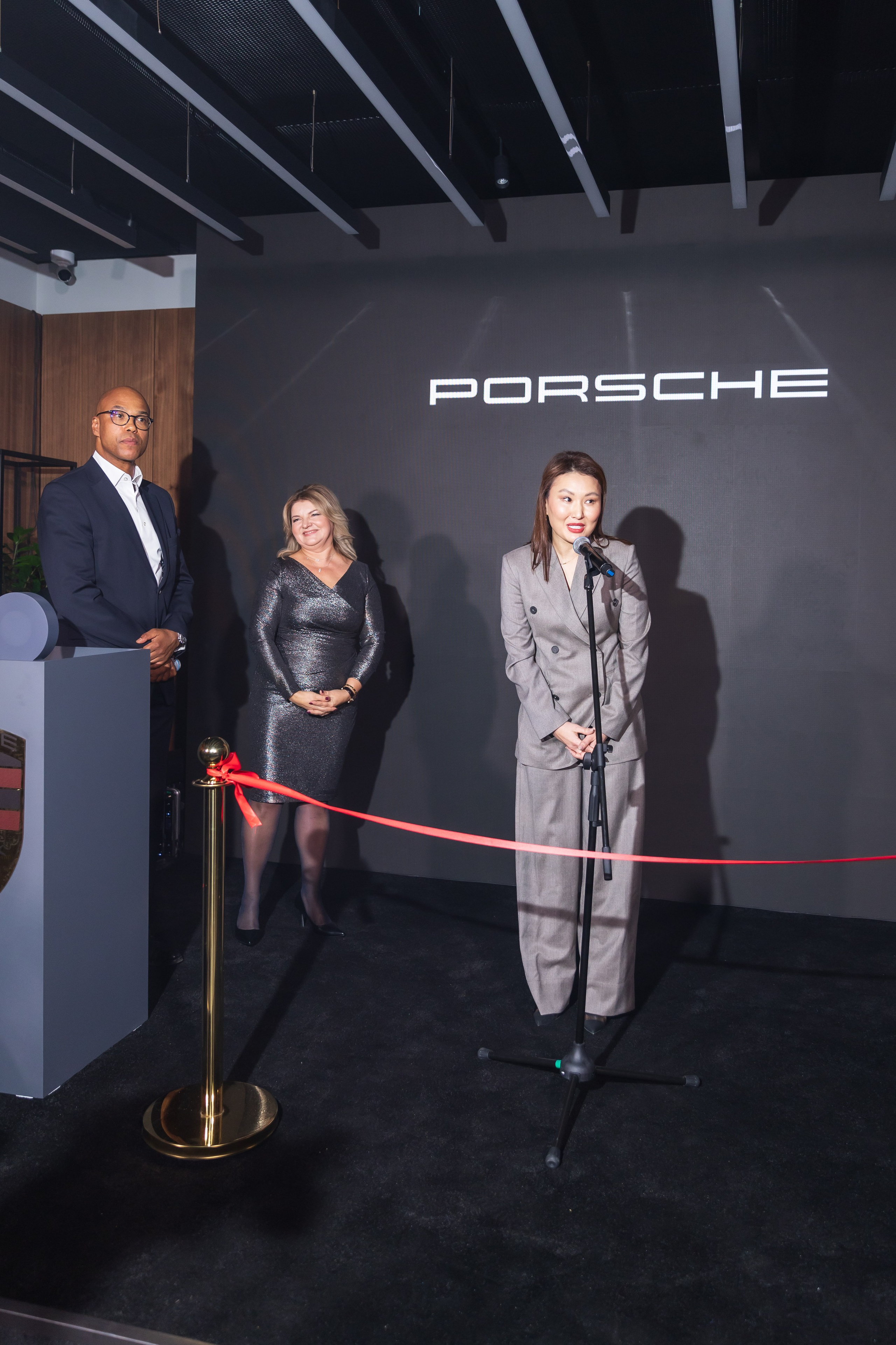 Porsche Studio. Открытие первого официального дилерского центра Porsche в Узбекистане. Профессиональная Фото-Видео Студия Геннадия Нестеренко | Ташкент и Весь Узбекистан