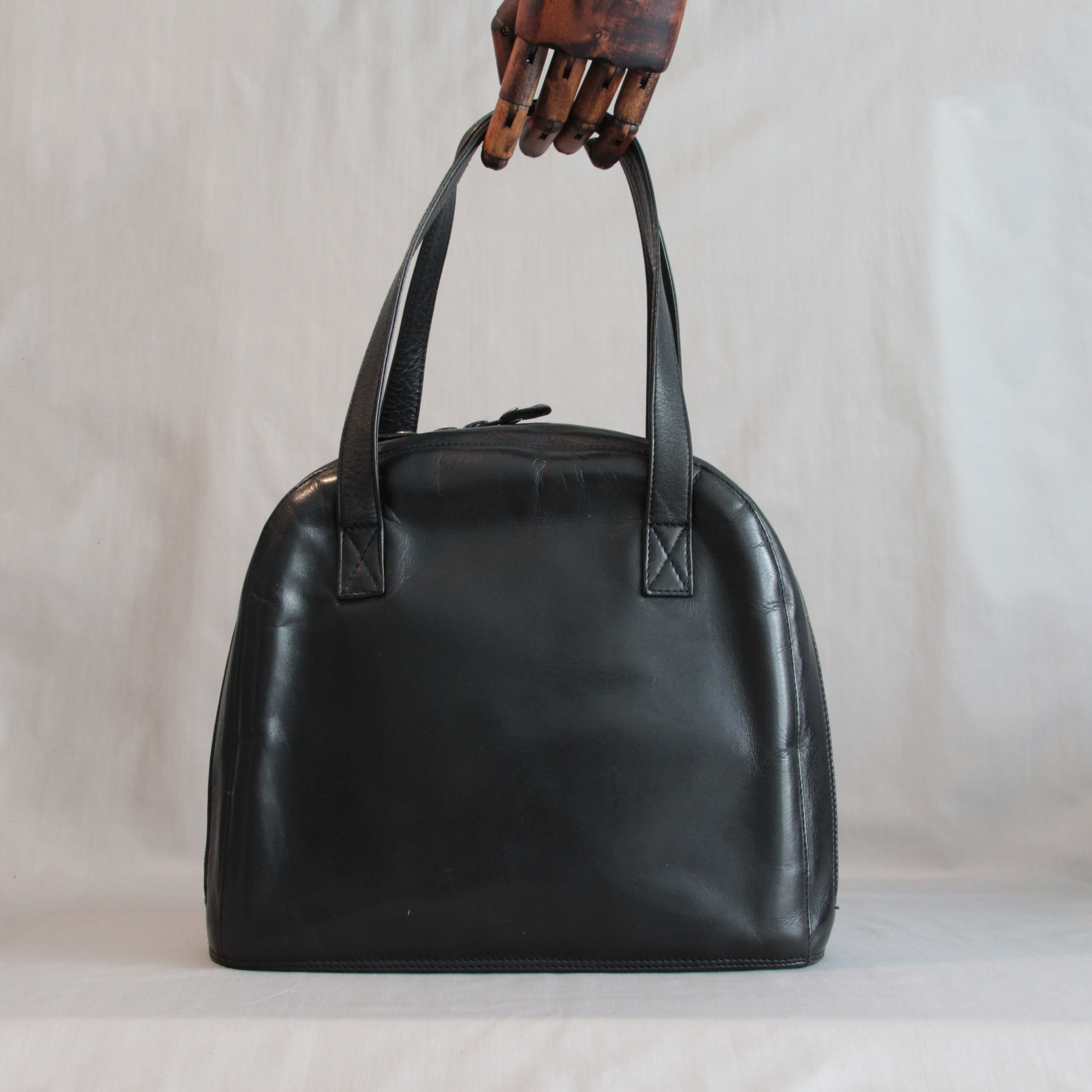 Bag11. Современнные и актикварные украшения в Барселоне, Москве и Санкт-Петербурге