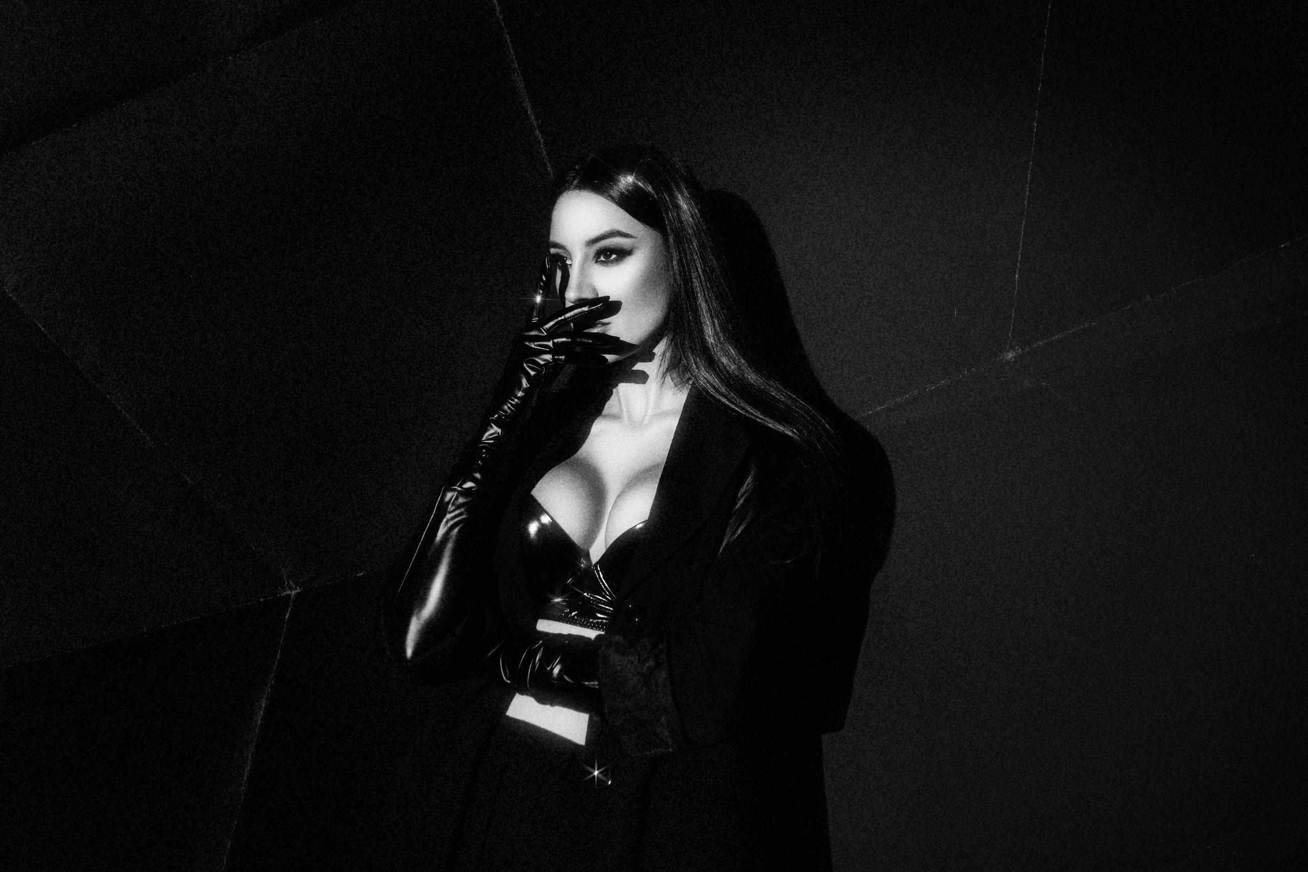 Svi moji studijski portreti na jednom mestu. Mark Smilyanic | Portretni boudoir fotograf iz Beograda