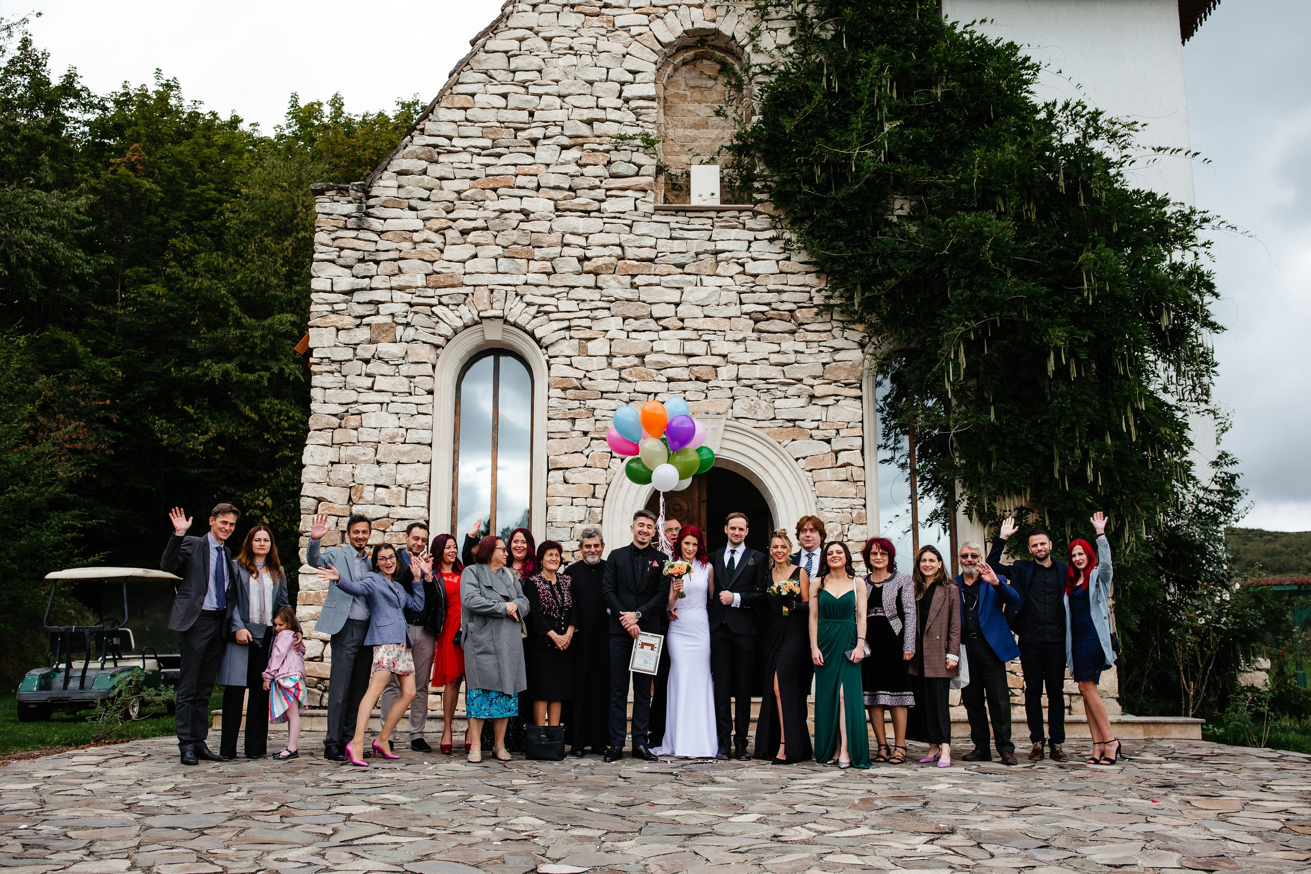 Nunta Elena & Tudor — Fotografie de nuntă în stil natural și elegant. Rares Bucur is a professional wedding photographer based in Cluj-Napoca, Romania, specializing in wedding photography