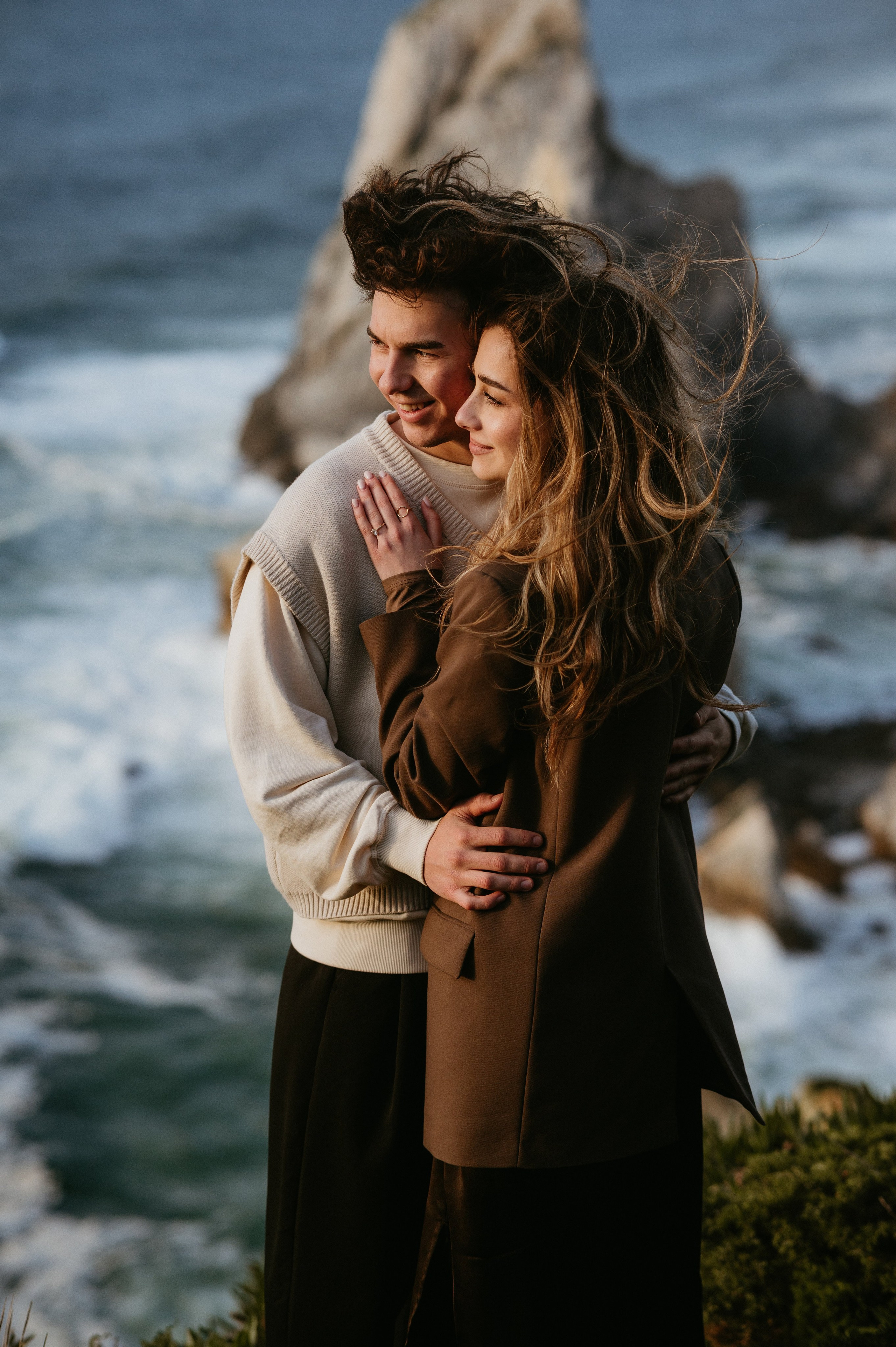 Praia da Ursa – ședință foto de cuplu într-un loc magic din Portugalia. Valentin Melen — wedding photographer