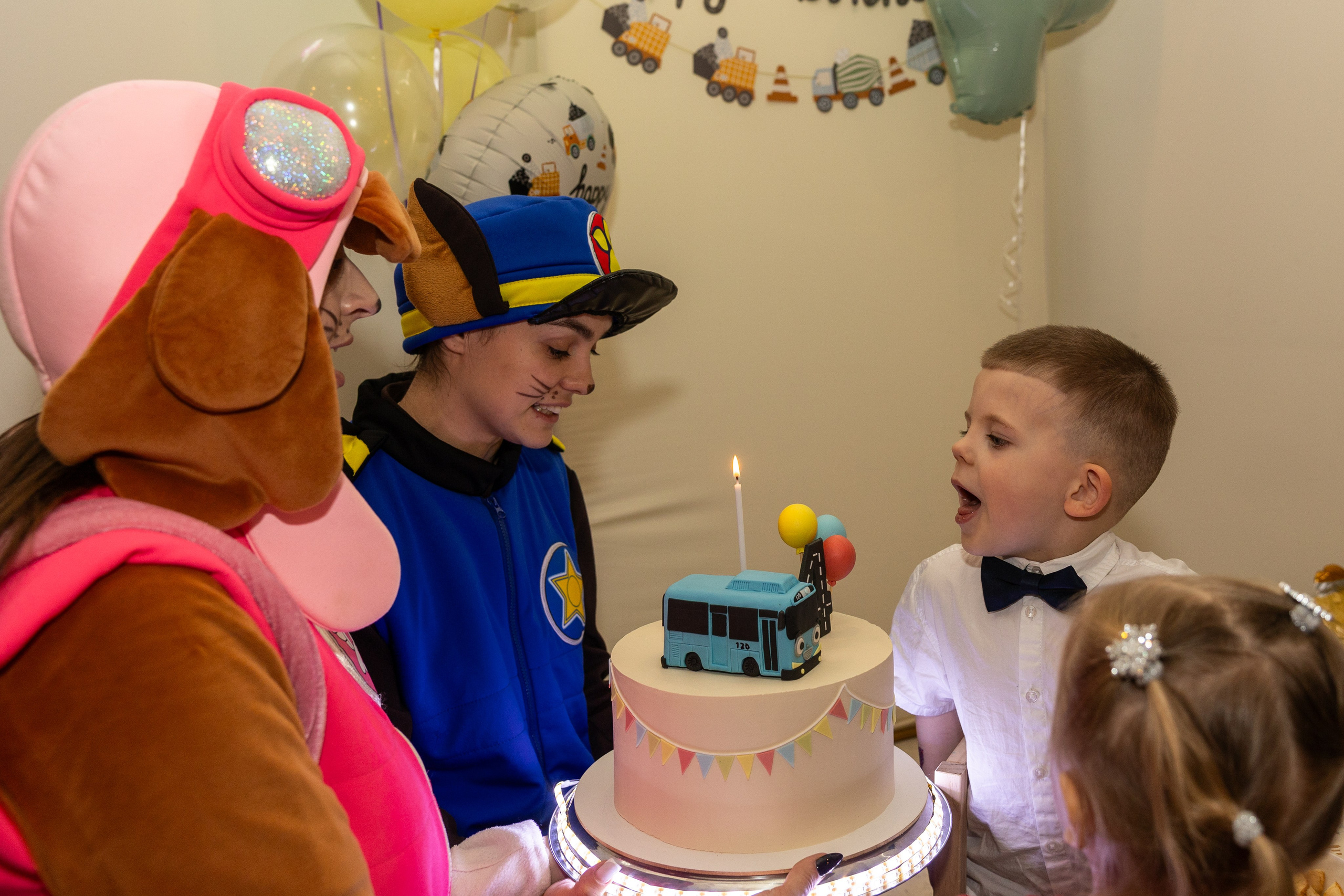 День рождения Артёма 24 января 2026 года. Семейный и детский фотограф в Варшаве Мила Бобровская