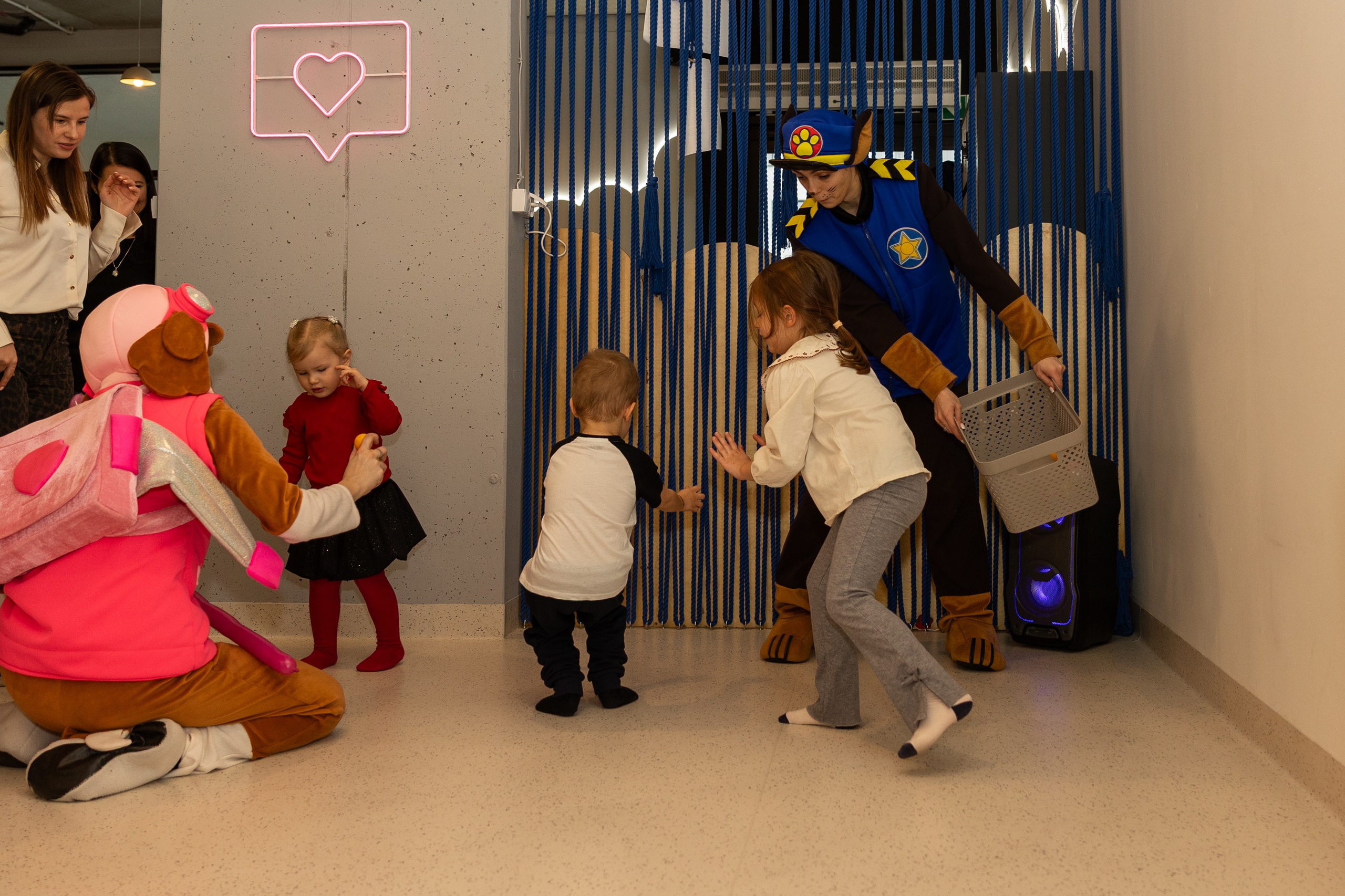 День рождения Артёма 24 января 2026 года. Семейный и детский фотограф в Варшаве Мила Бобровская