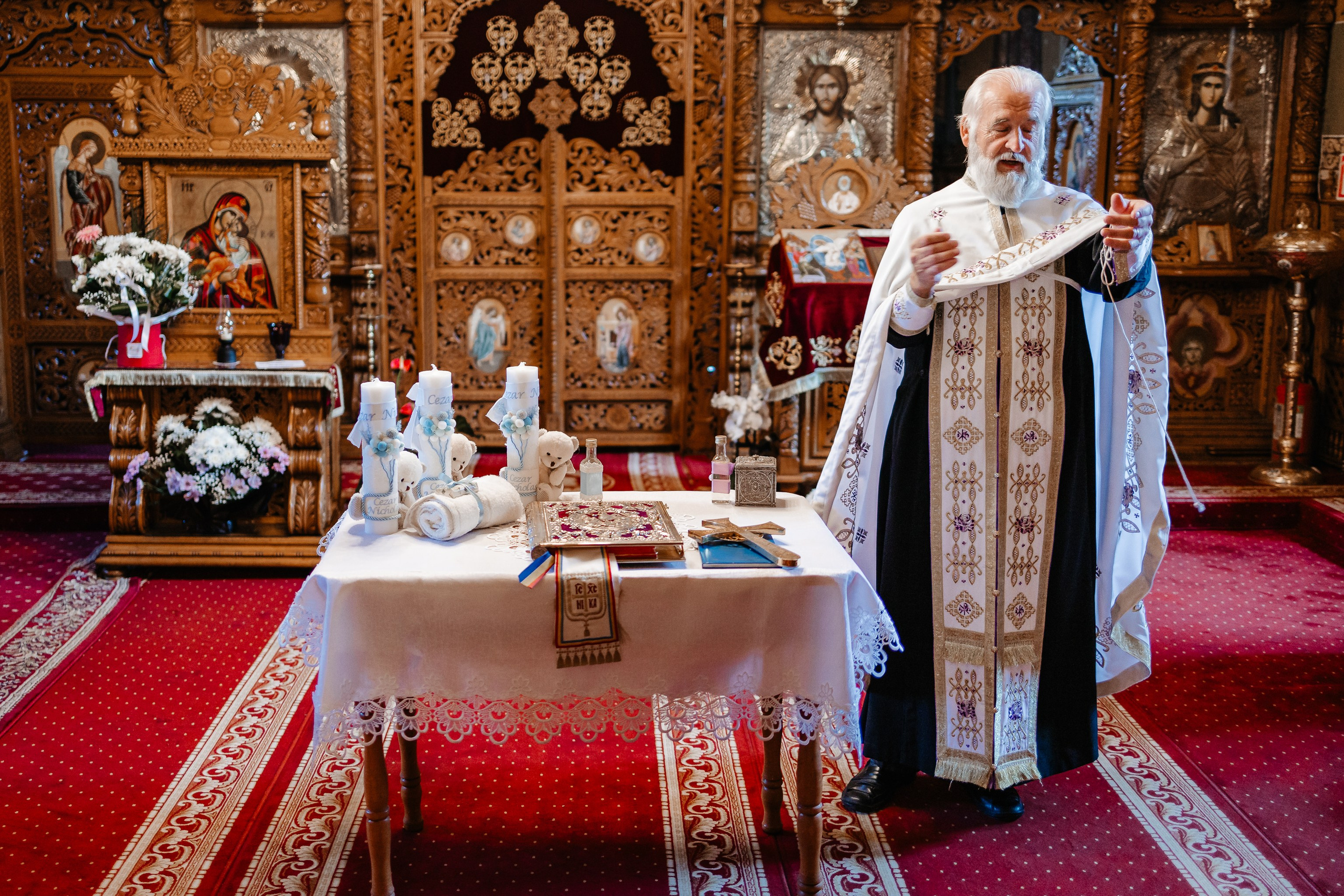 Cezar-Nicholas. FotoACTIV.ro-Your Image matters